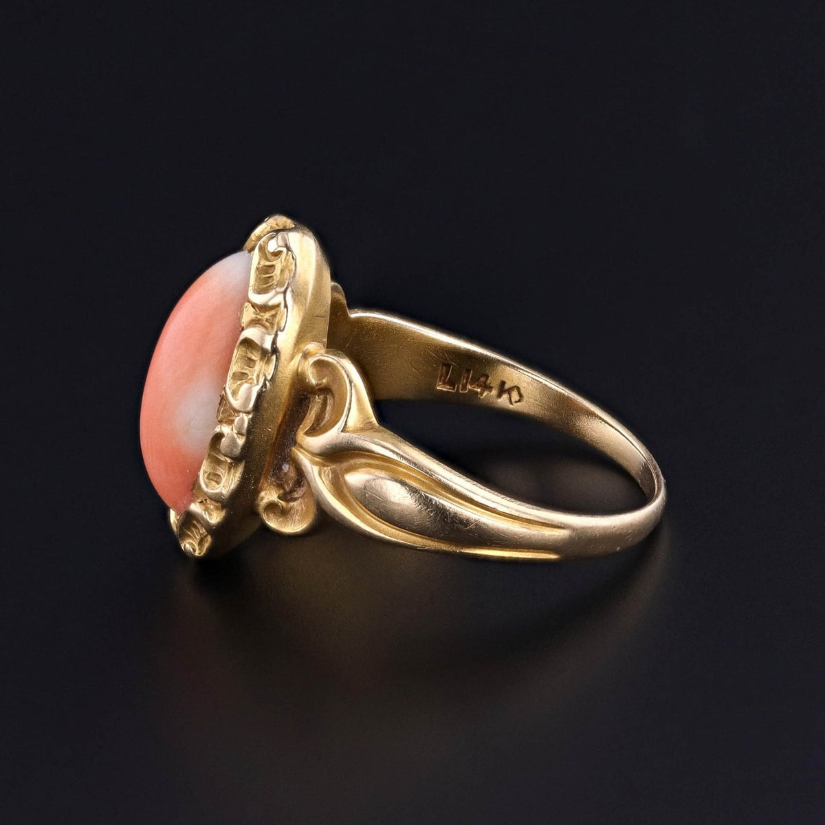 Antique Coral Ring of 14k Gold - Trademark Antiques