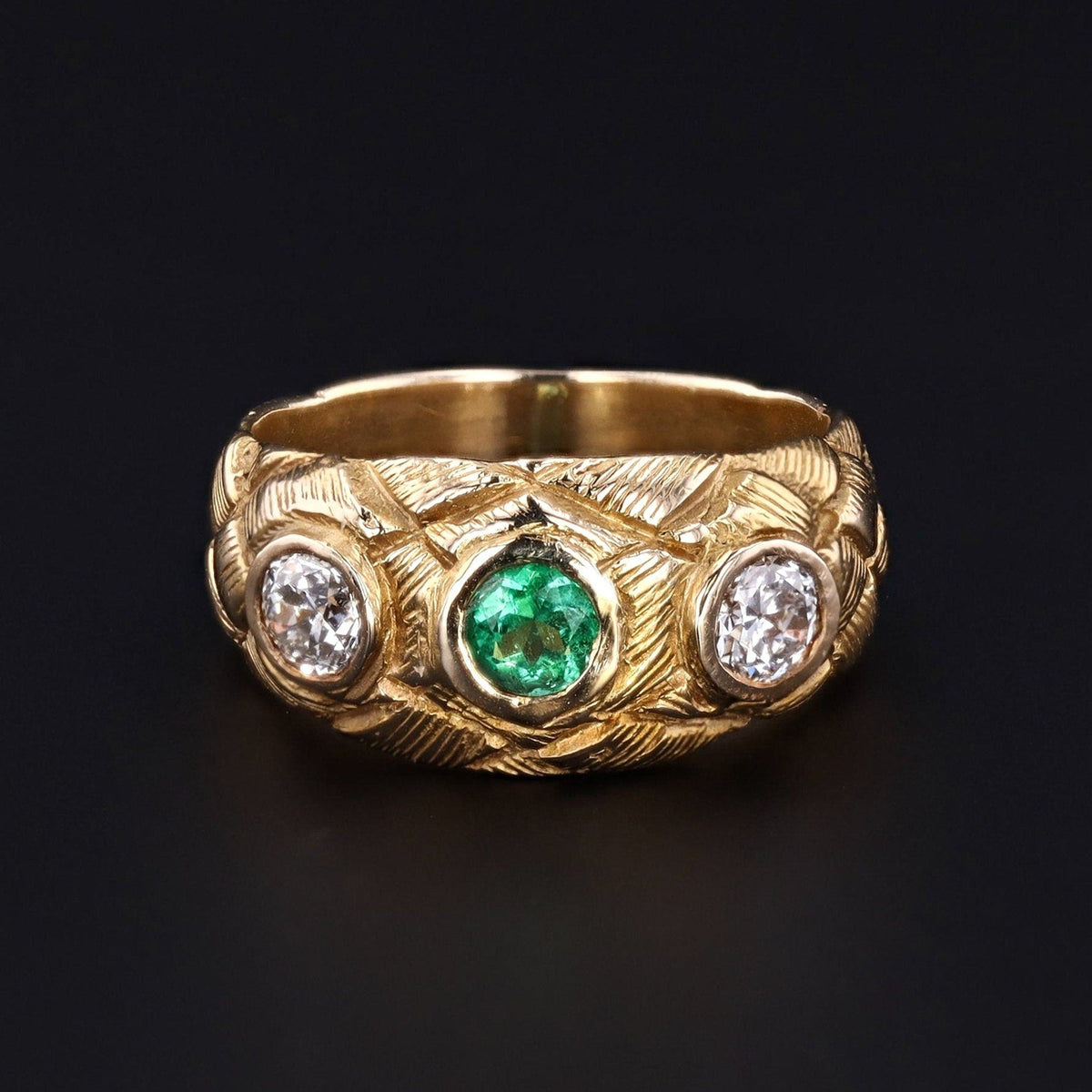 Antique Emerald and Diamond Ring of 14k Gold - Trademark Antiques