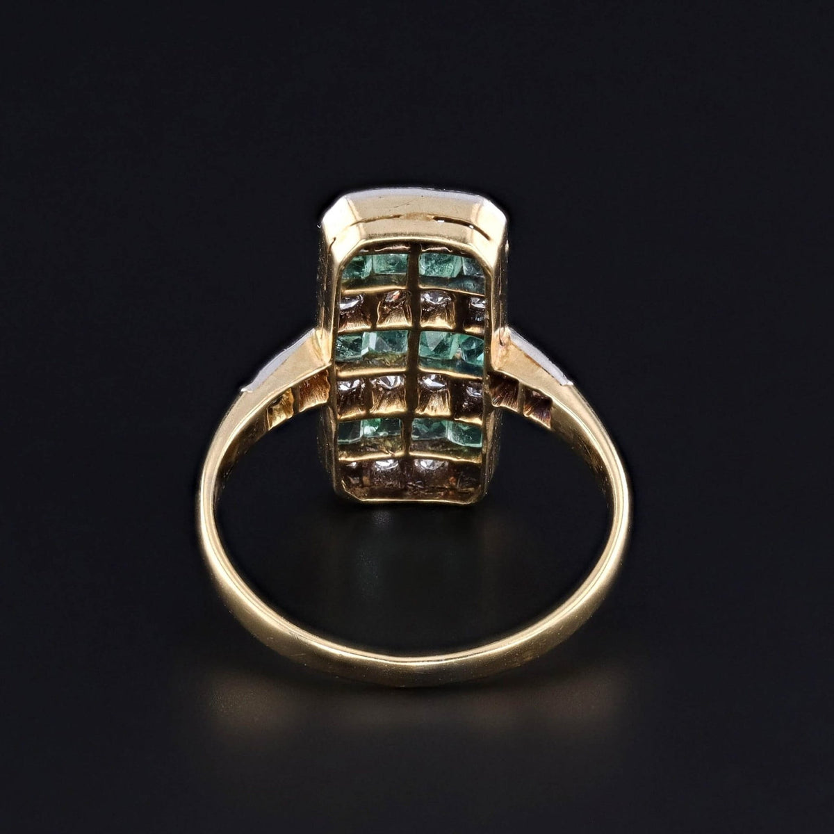 Antique Emerald and Diamond Ring of 18k Gold - Trademark Antiques