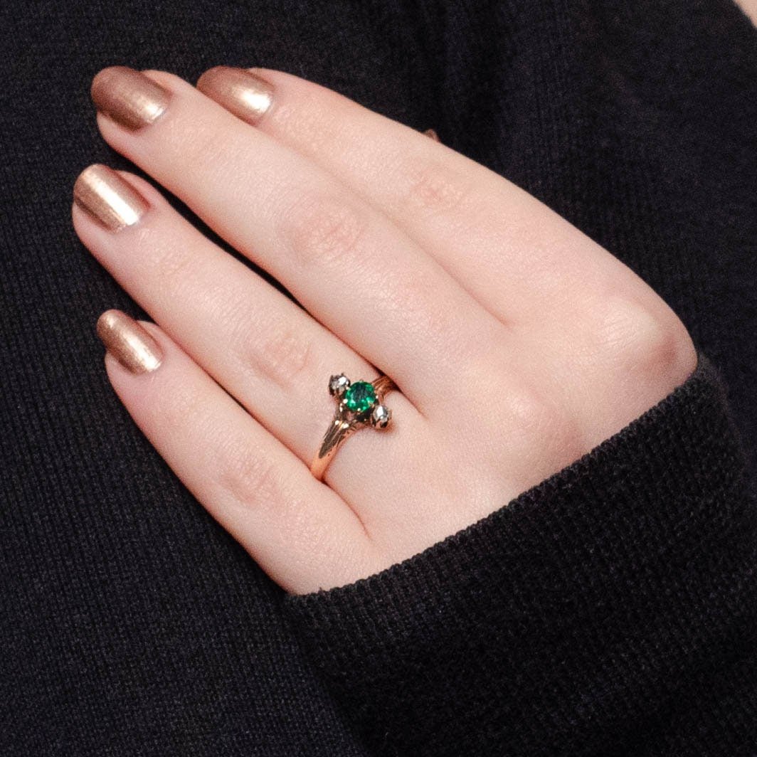 Antique Emerald Ring of 10k Gold - Trademark Antiques
