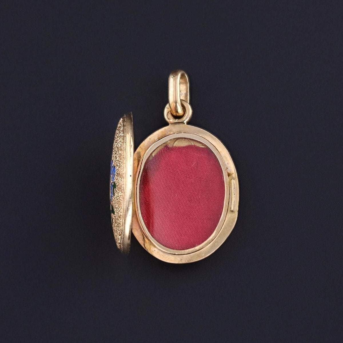 Antique Enamel Flower Locket of 18k Gold - Trademark Antiques