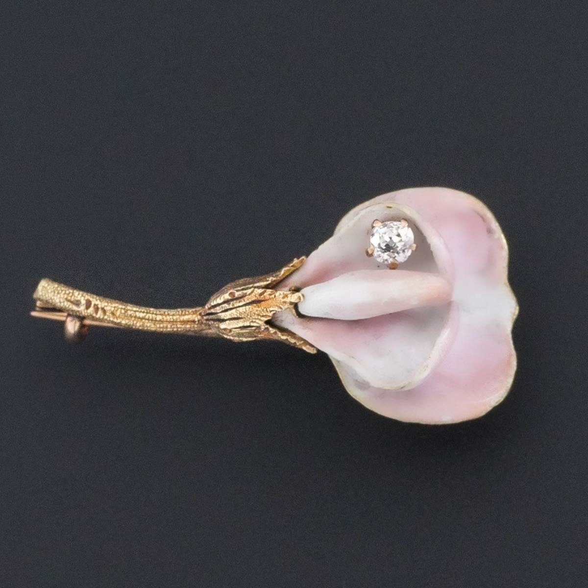 Antique Enamel Sweet Pea Flower Brooch of 18k Gold - Trademark Antiques