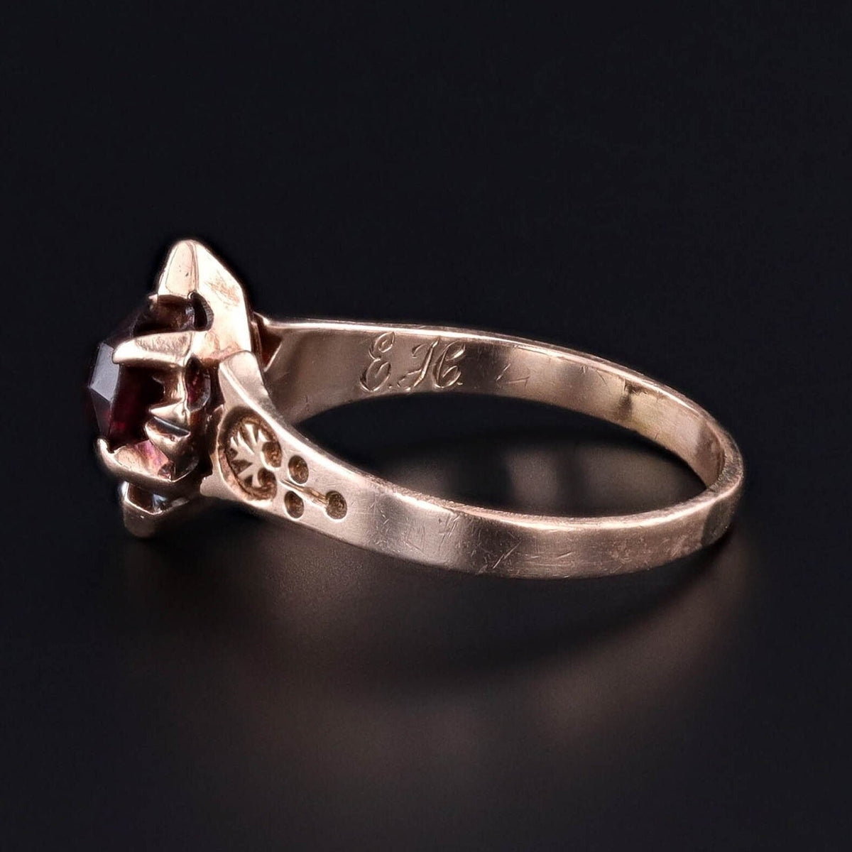 Antique Garnet and Pearl Ring of 10k Gold - Trademark Antiques