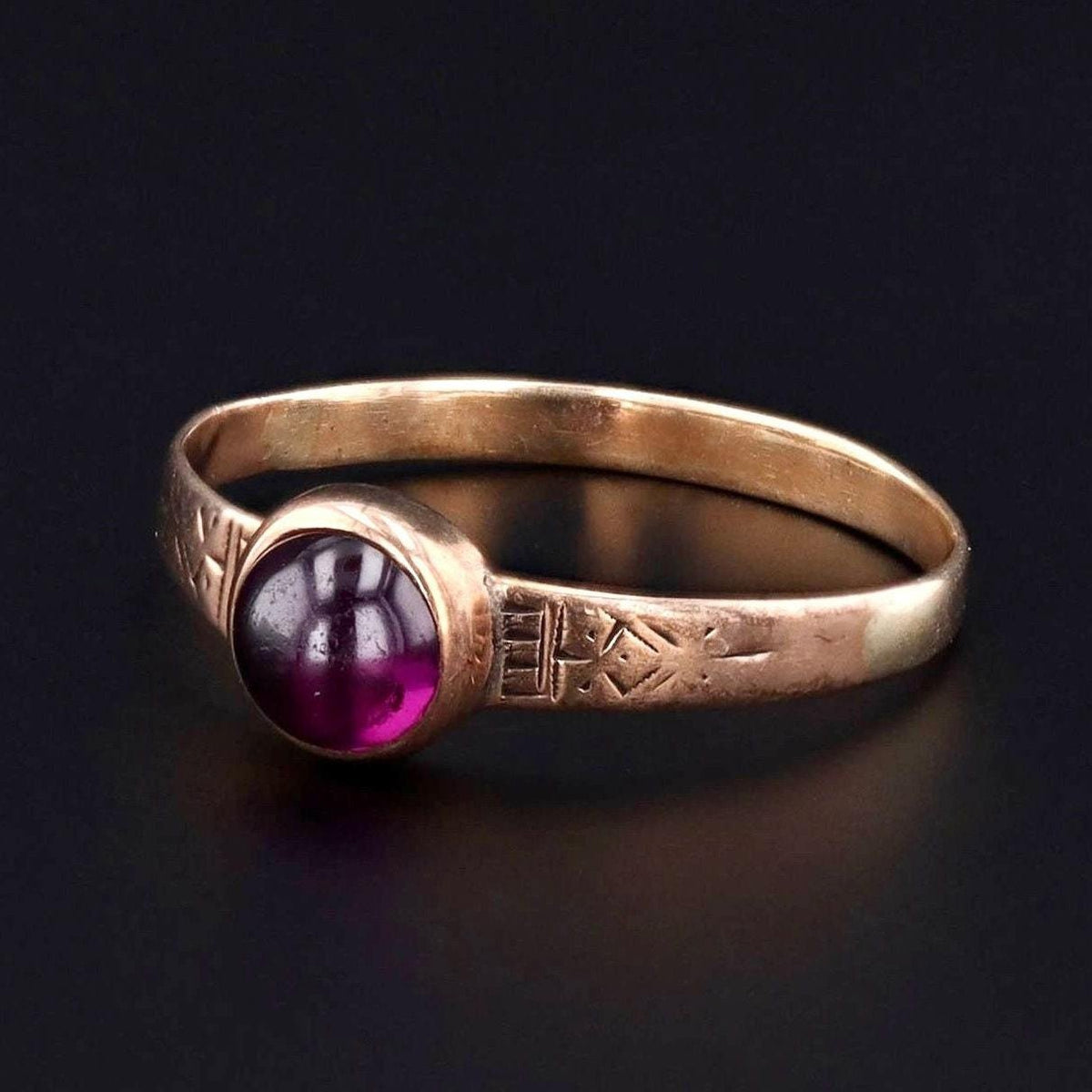 Antique Garnet Ring | 10k Gold Garnet Ring - Trademark Antiques