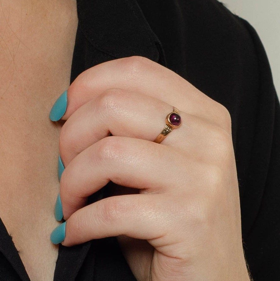 Antique Garnet Ring | 10k Gold Garnet Ring - Trademark Antiques