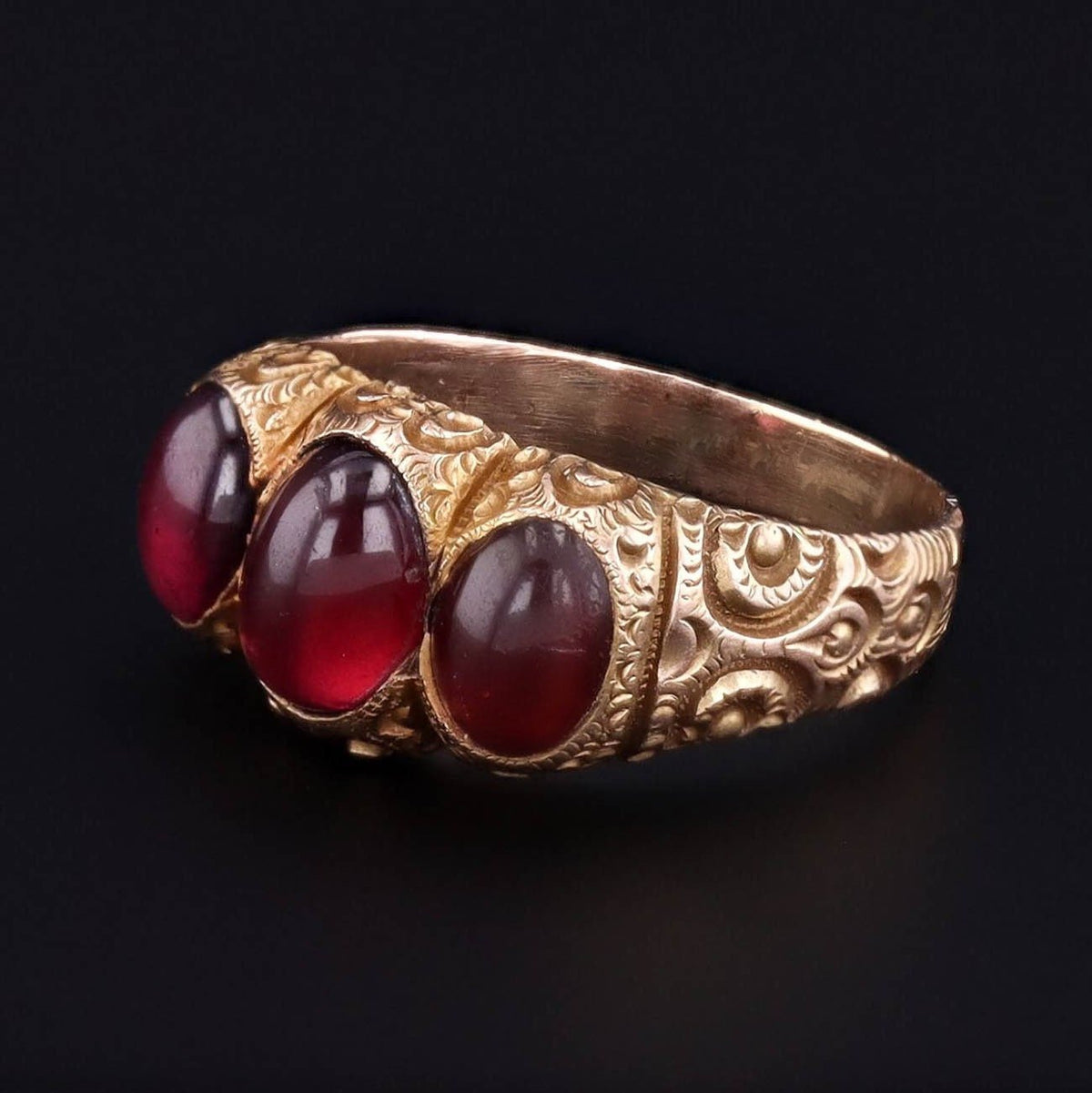 Antique Garnet Ring of 10k Gold - Trademark Antiques