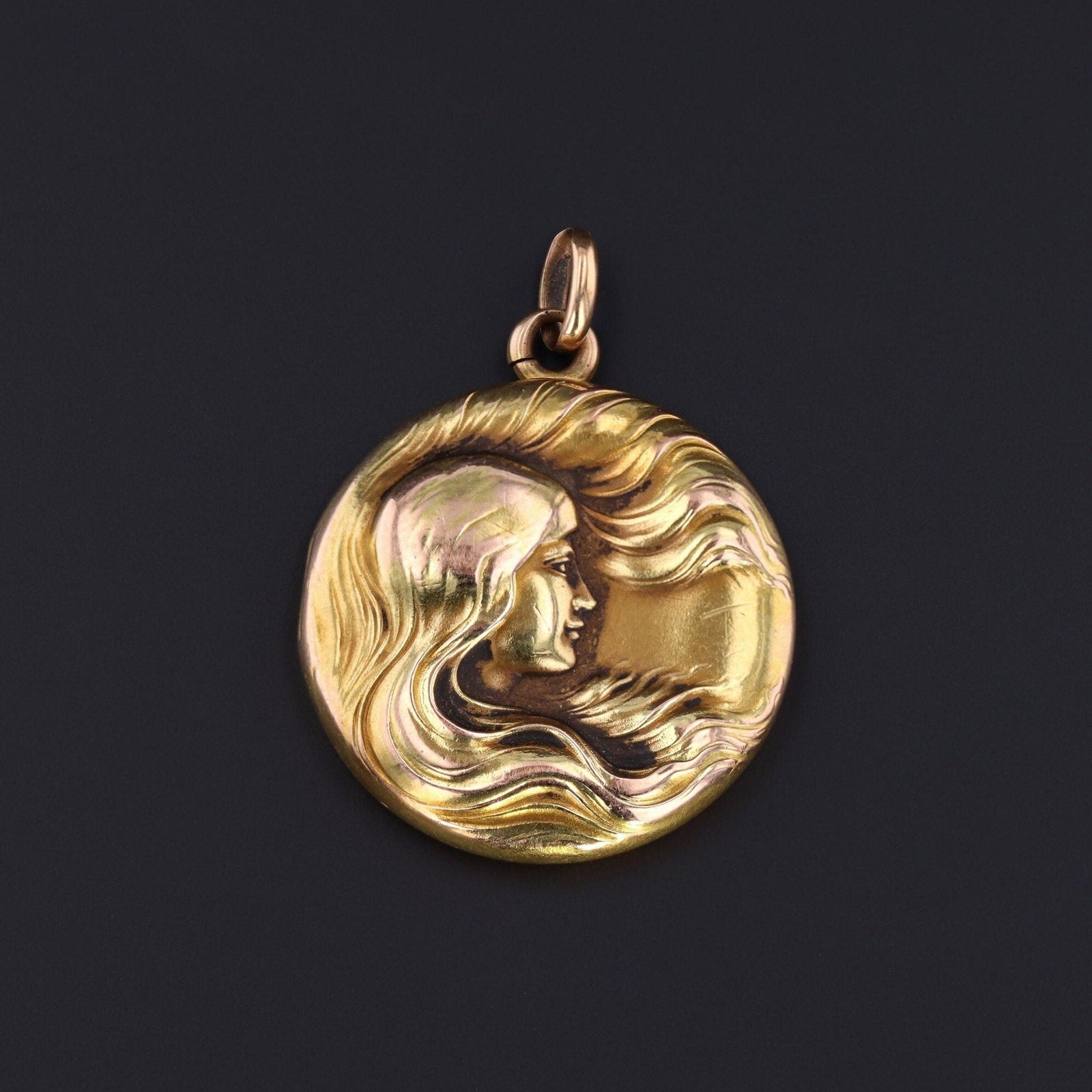 Antique Gold Locket | Art Nouveau Lady Locket - Trademark Antiques