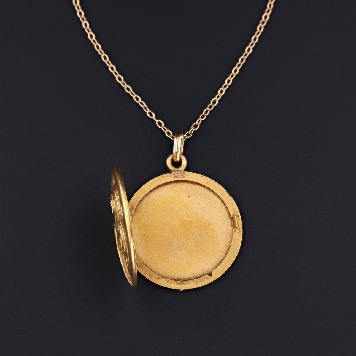 Antique Gold Locket | Art Nouveau Locket - Trademark Antiques