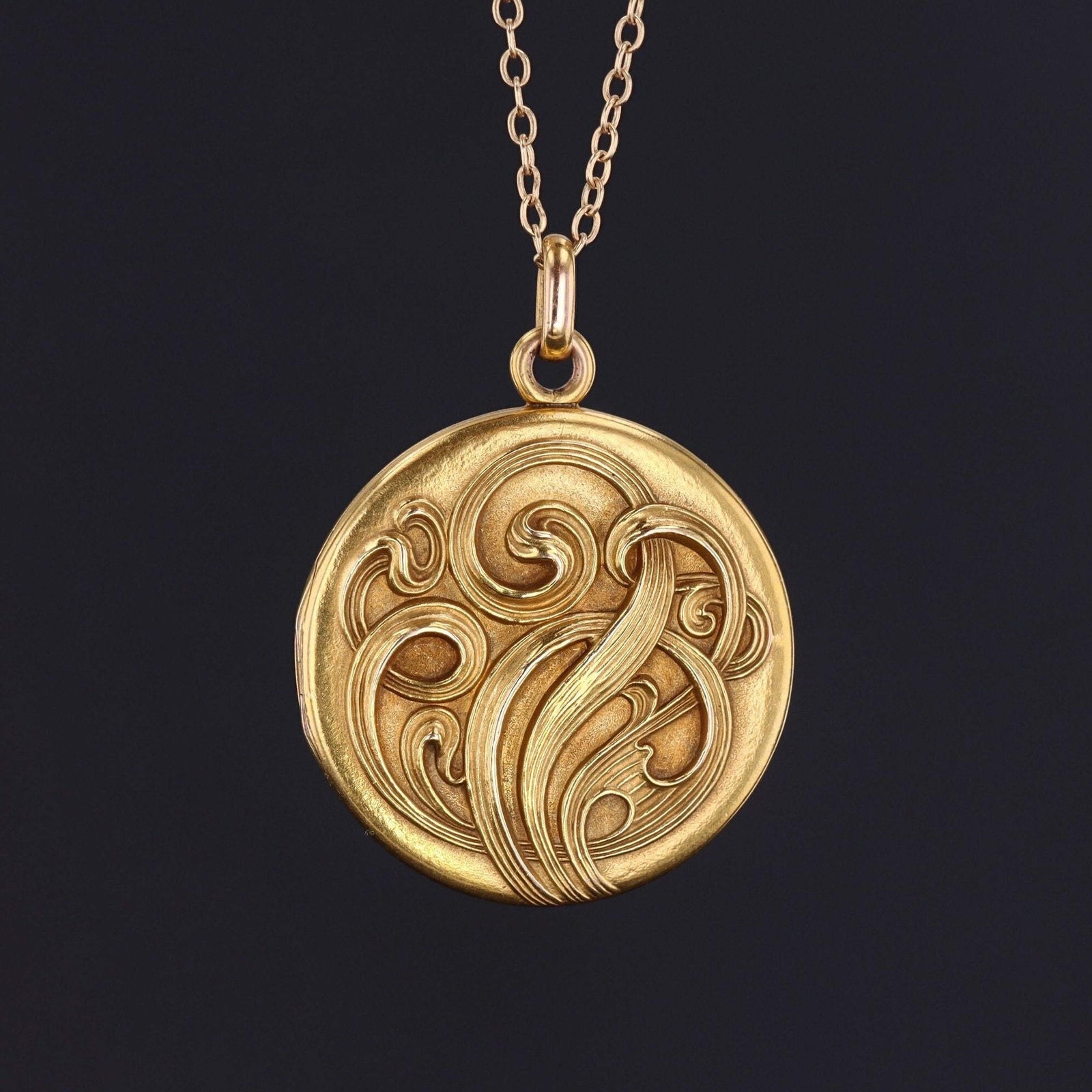 Antique Gold Locket | Art Nouveau Locket - Trademark Antiques