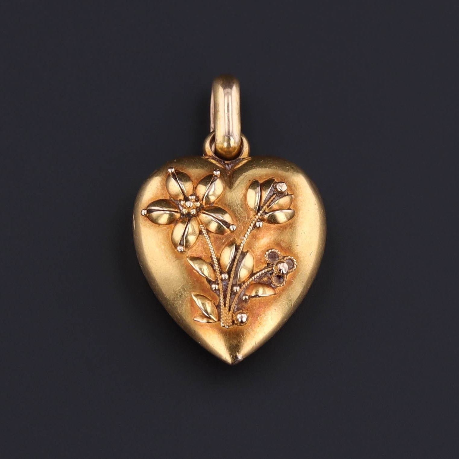 Antique Heart Charm | 15ct Gold Heart - Trademark Antiques