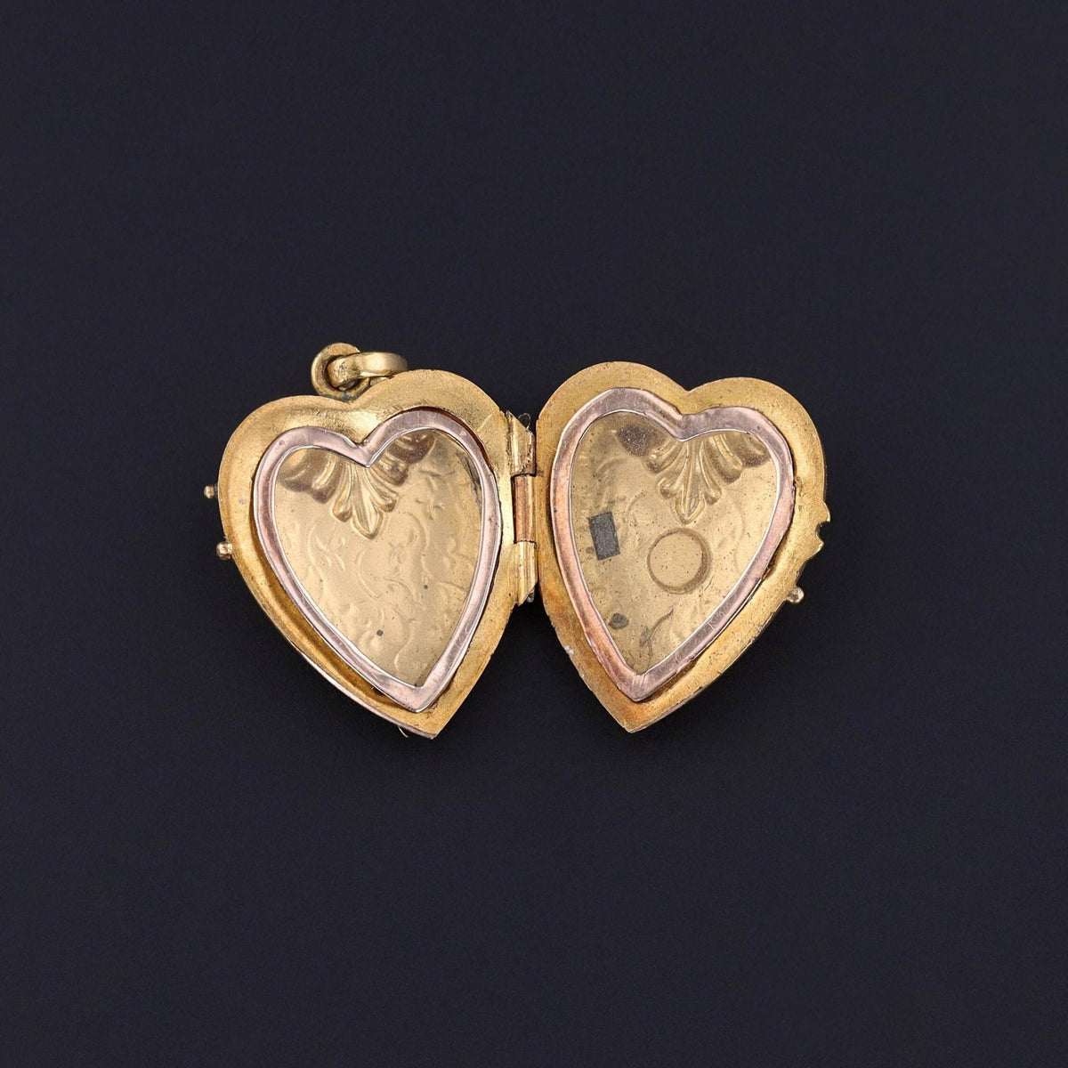 Antique Heart Locket of 14k Gold - Trademark Antiques