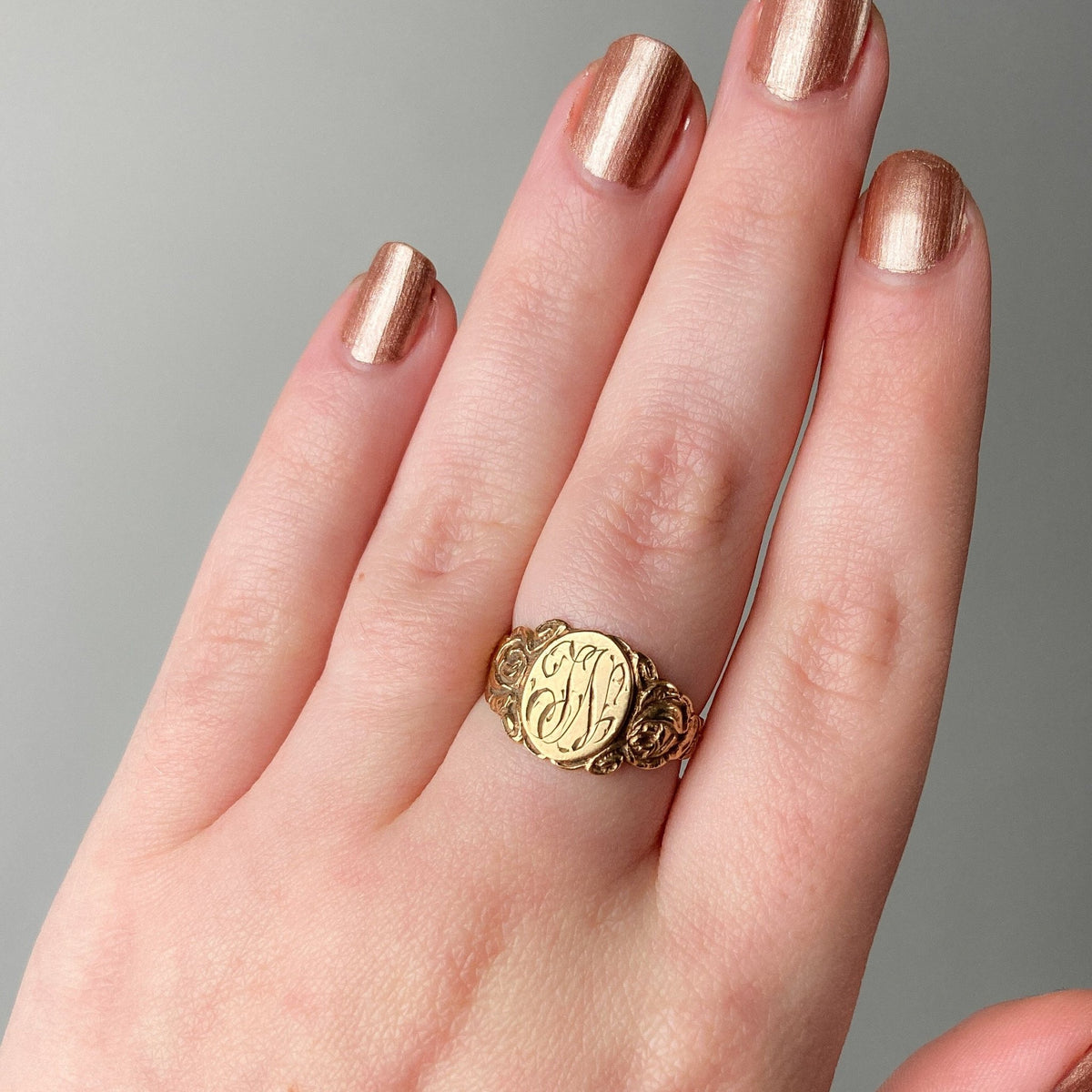 Antique Initial Signet Ring of 10k Gold - Trademark Antiques