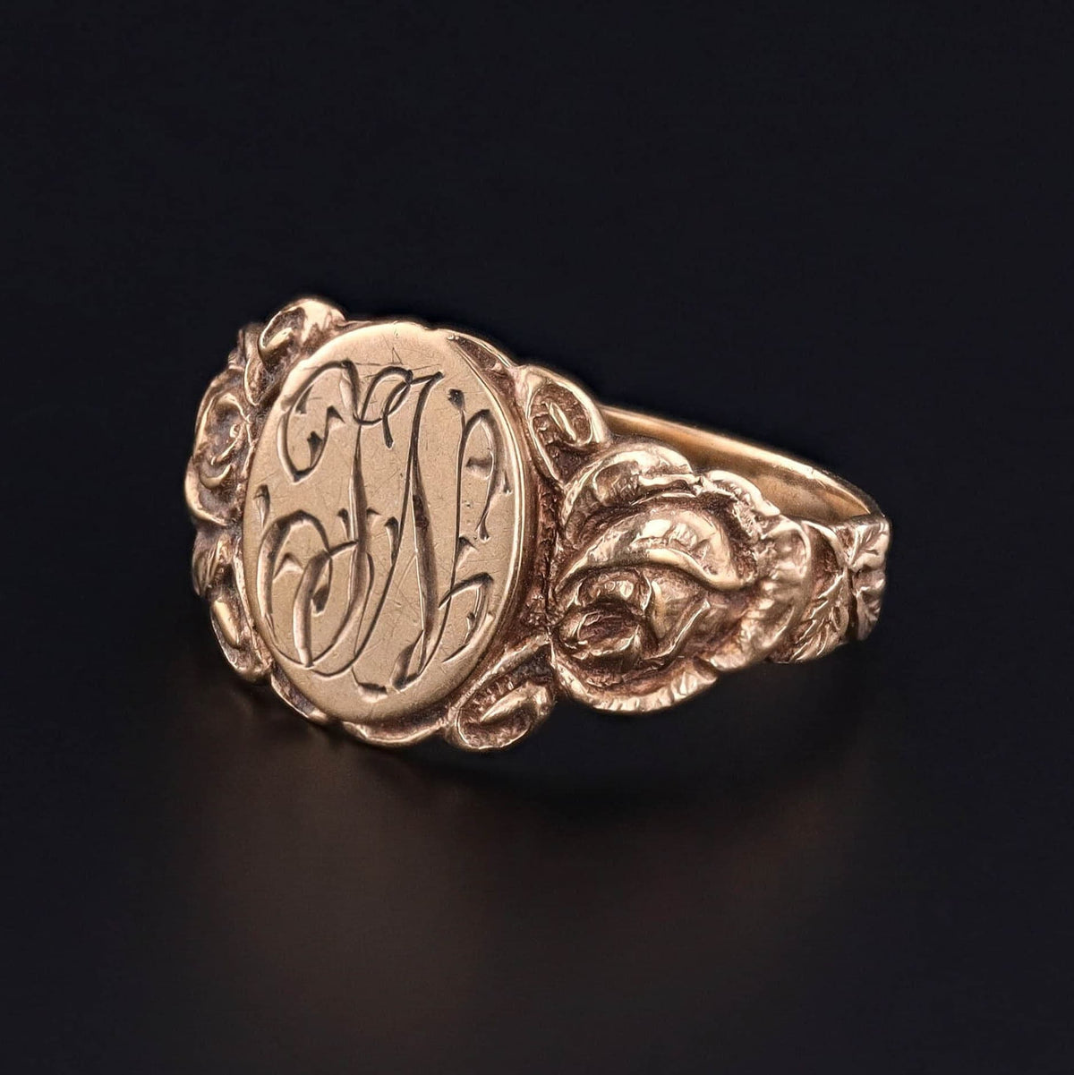 Antique Initial Signet Ring of 10k Gold - Trademark Antiques