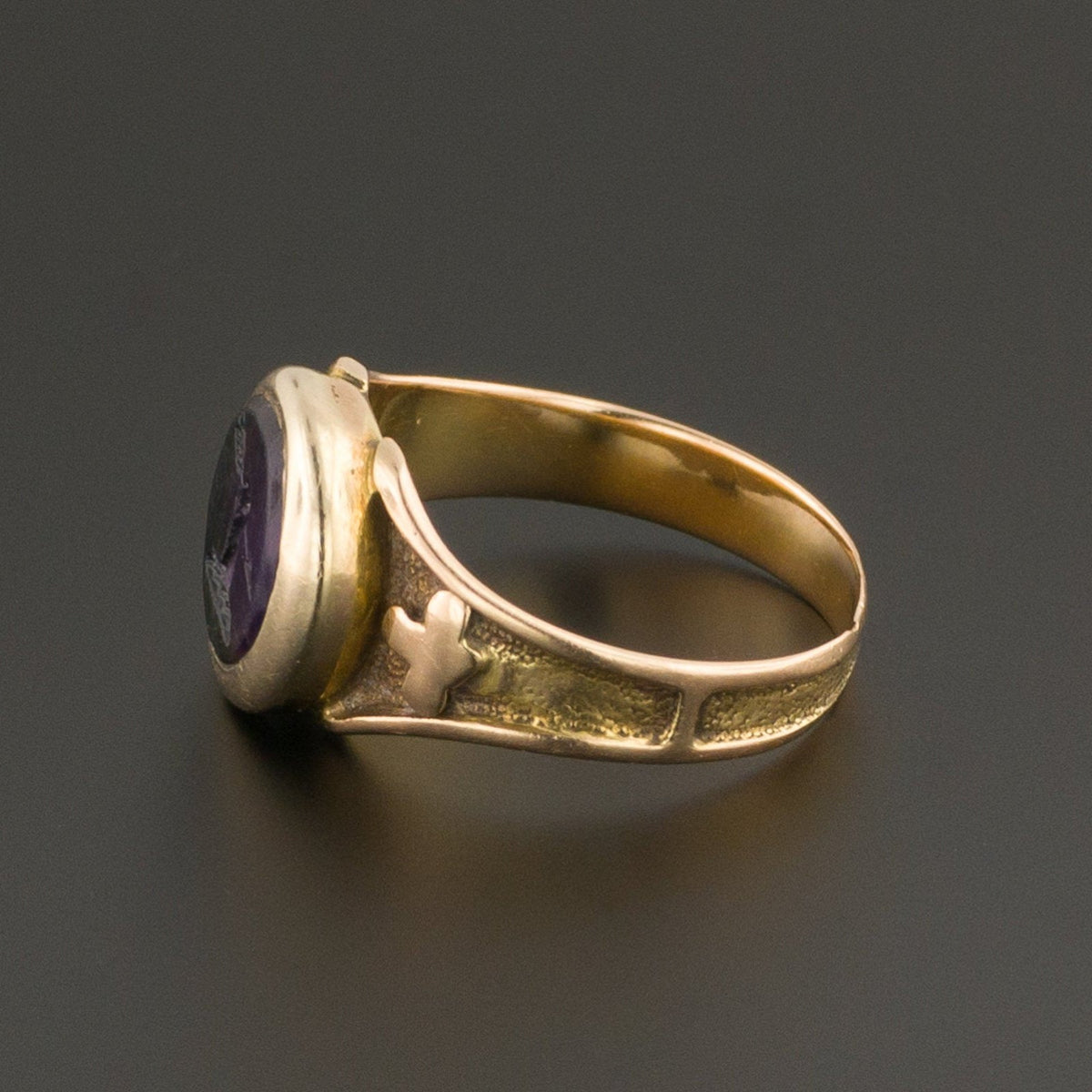 Antique Intaglio Ring | Amethyst Intaglio Ring - Trademark Antiques