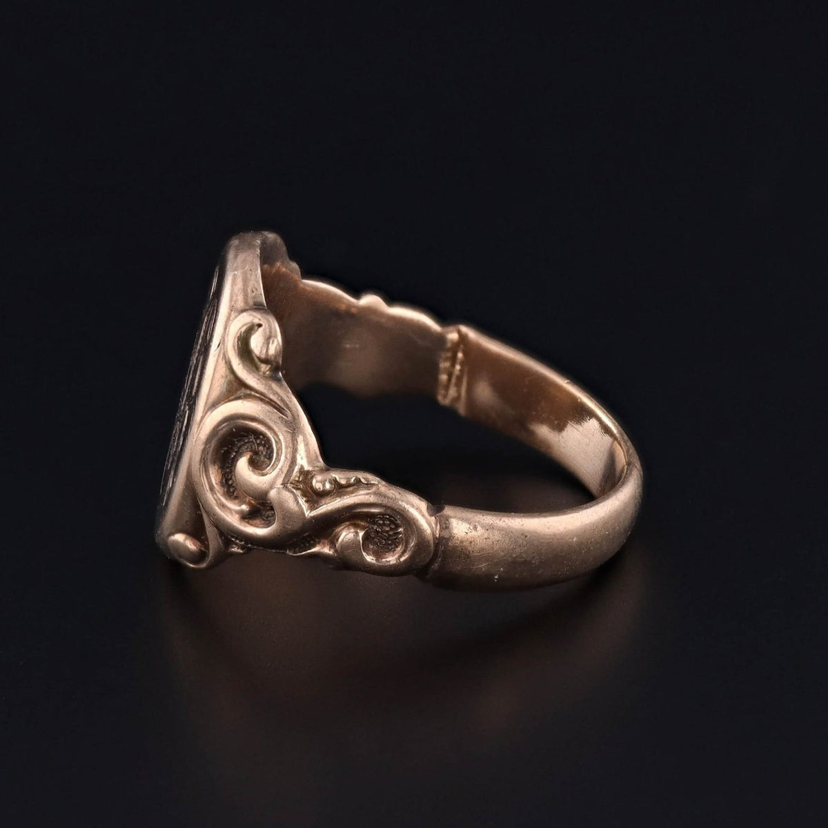 Antique Letter K Signet Ring of 10k Gold - Trademark Antiques