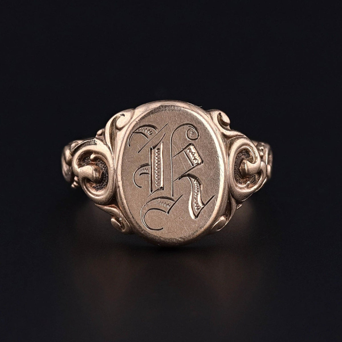 Antique Letter K Signet Ring of 10k Gold - Trademark Antiques