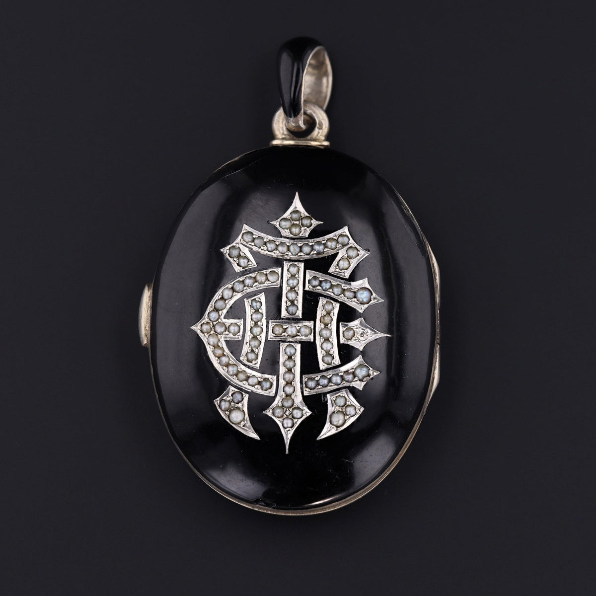 Antique Locket | AEI Locket - Trademark Antiques