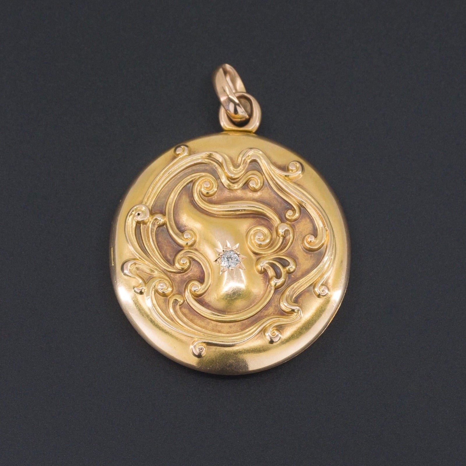 Antique Locket | Antique Diamond Locket - Trademark Antiques