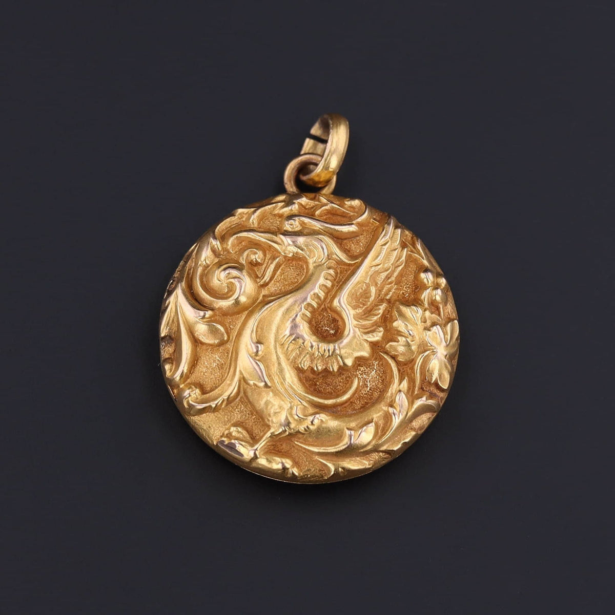 Antique Locket | Art Nouveau Locket - Trademark Antiques