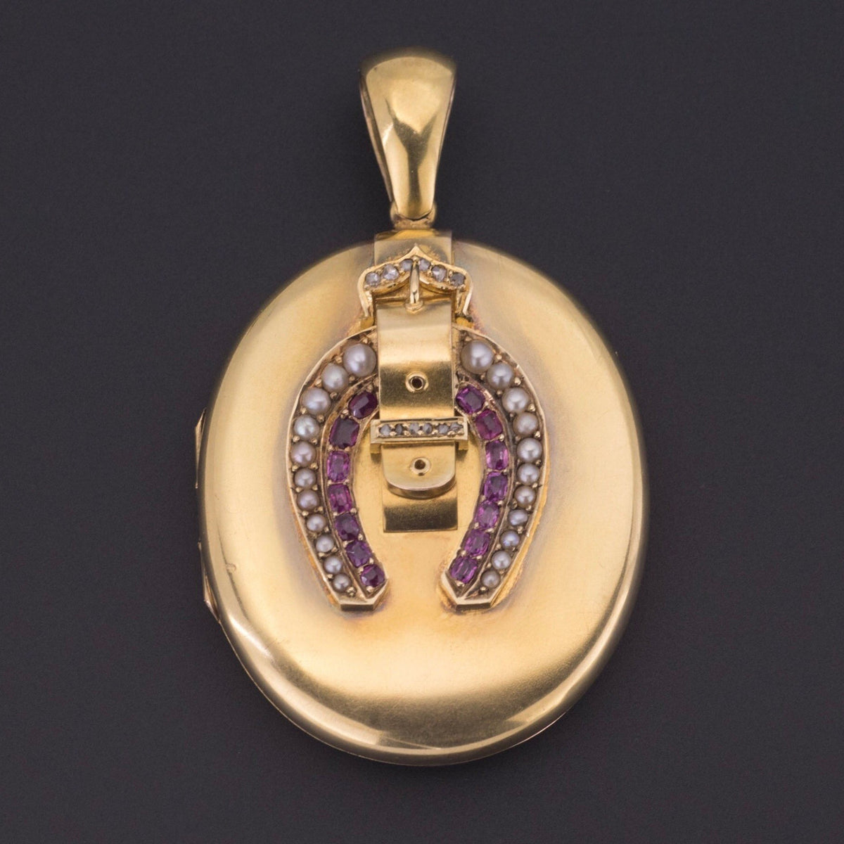 Antique Locket | Horseshoe Locket - Trademark Antiques