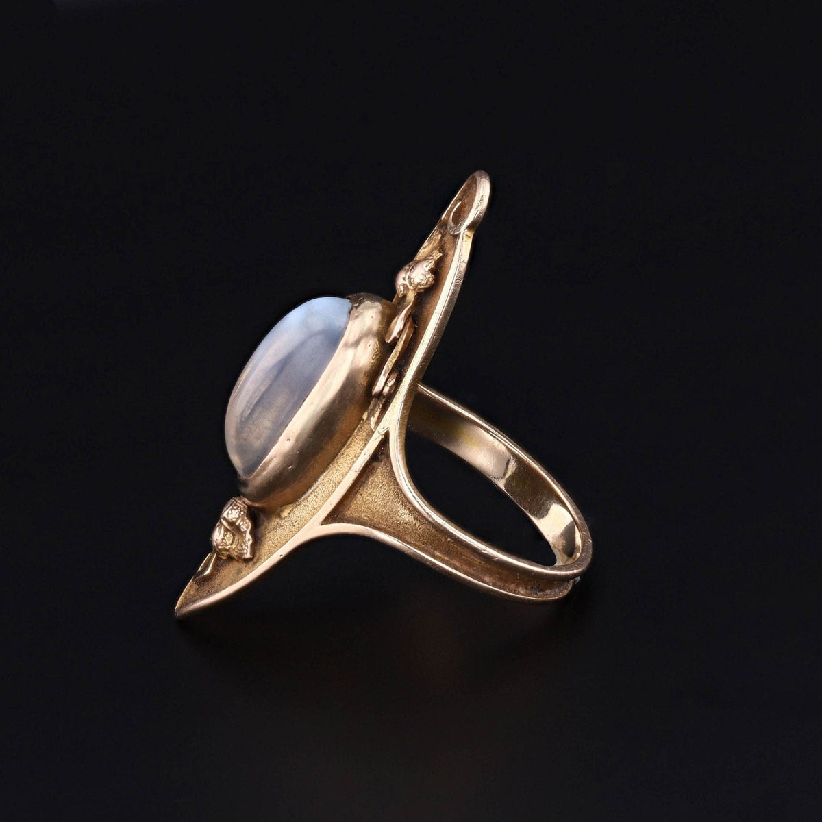 Antique Moonstone Cabochon Ring of 14k Gold - Trademark Antiques