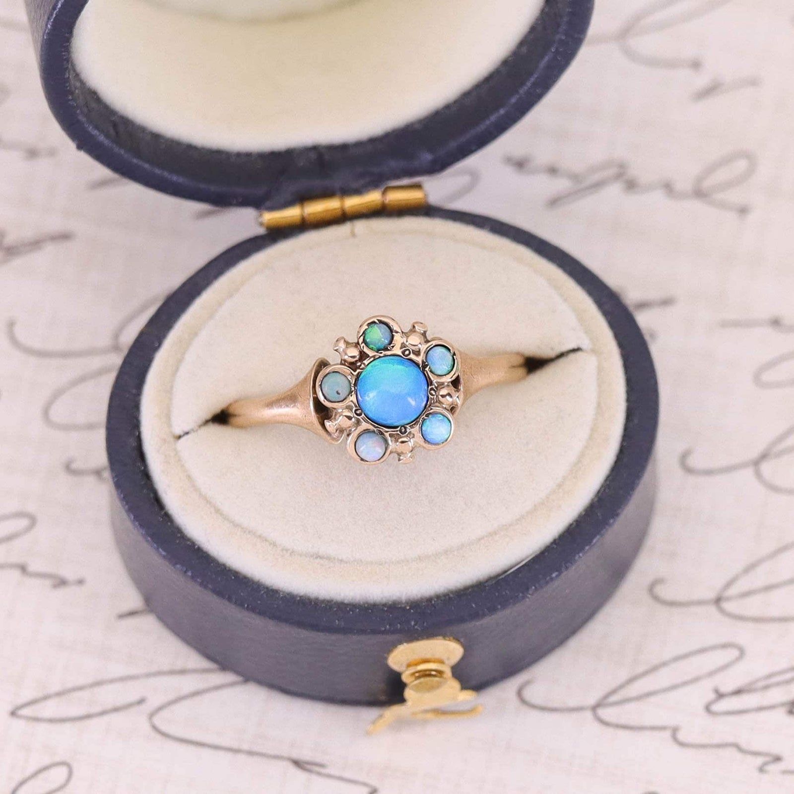 Antique Opal Ring of 9ct Gold - Trademark Antiques