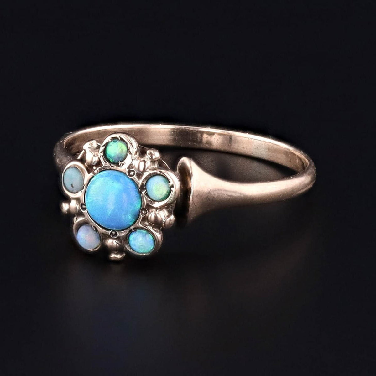 Antique Opal Ring of 9ct Gold - Trademark Antiques