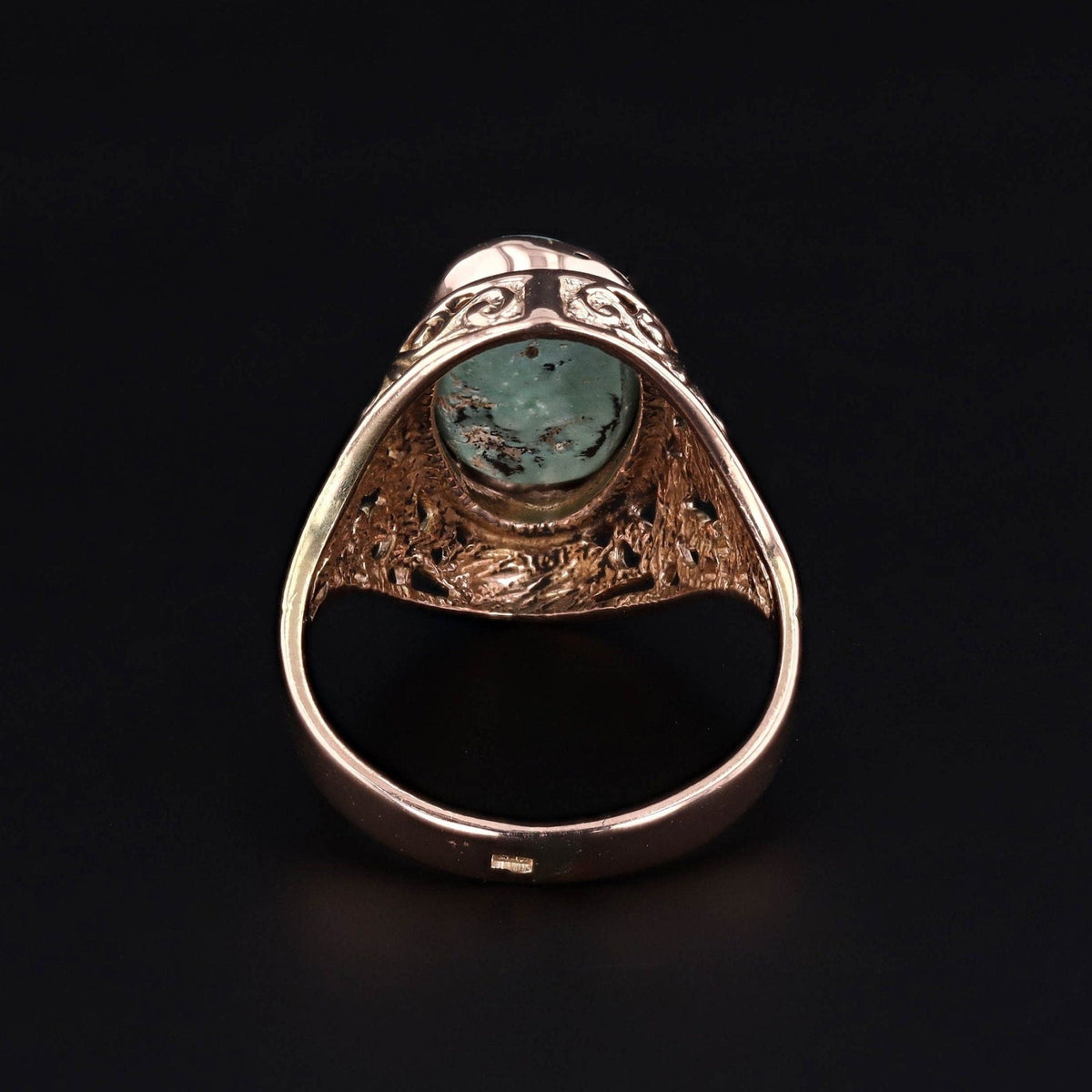 Antique Oval Turquoise Ring of 14k Gold - Trademark Antiques