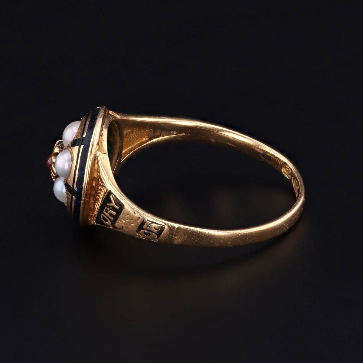 Antique Pearl Mourning Ring of 18k Gold - Trademark Antiques
