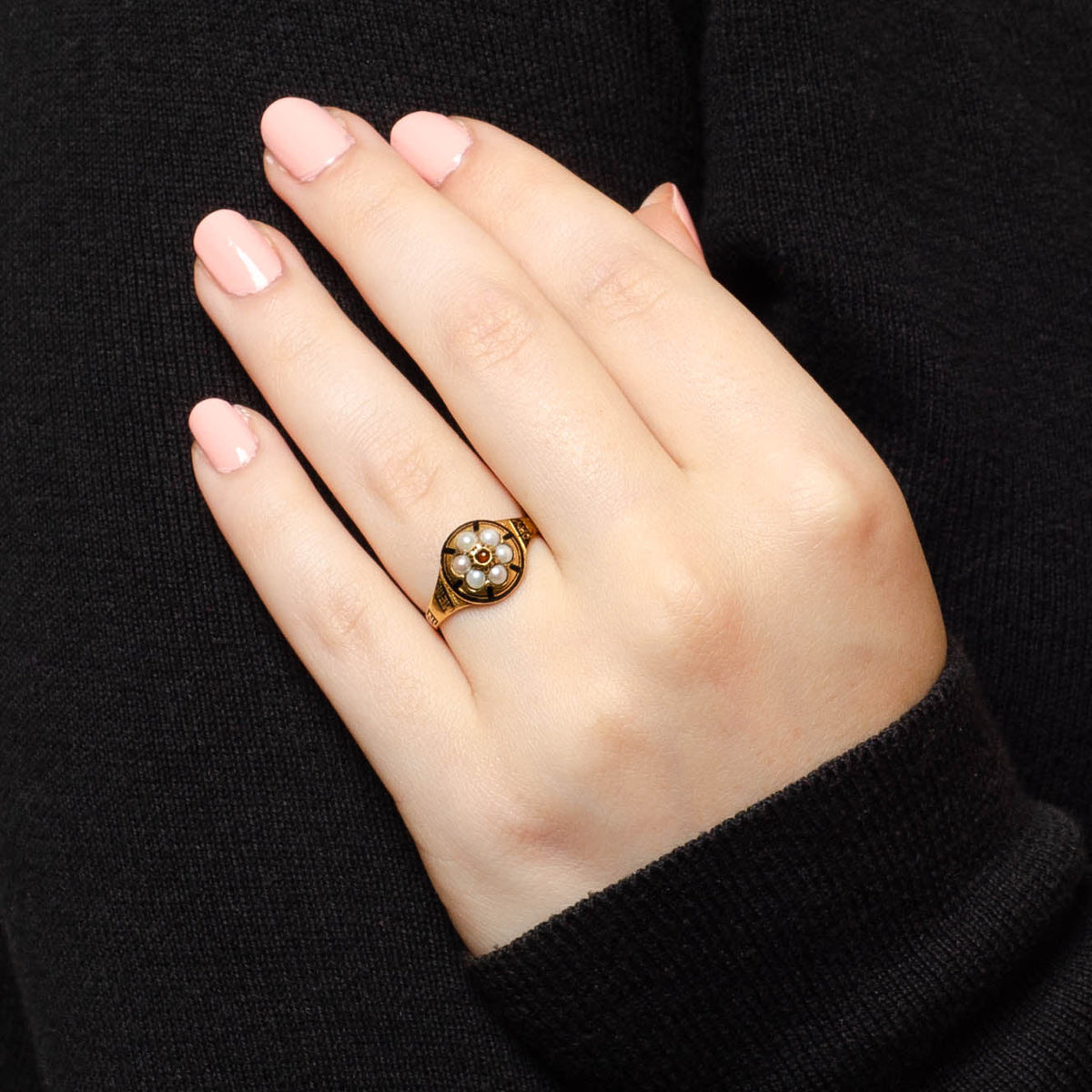 Antique Pearl Mourning Ring of 18k Gold - Trademark Antiques