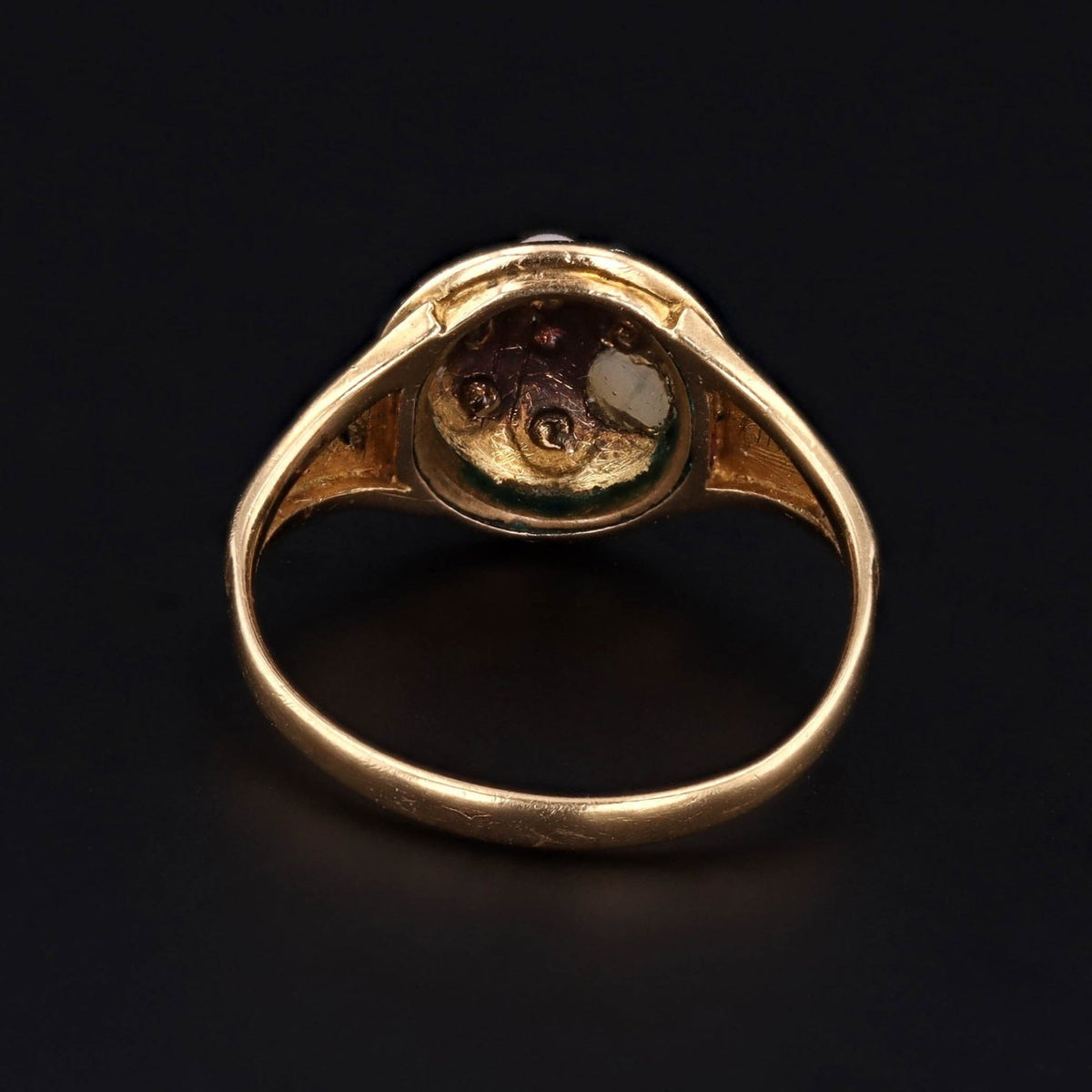 Antique Pearl Mourning Ring of 18k Gold - Trademark Antiques