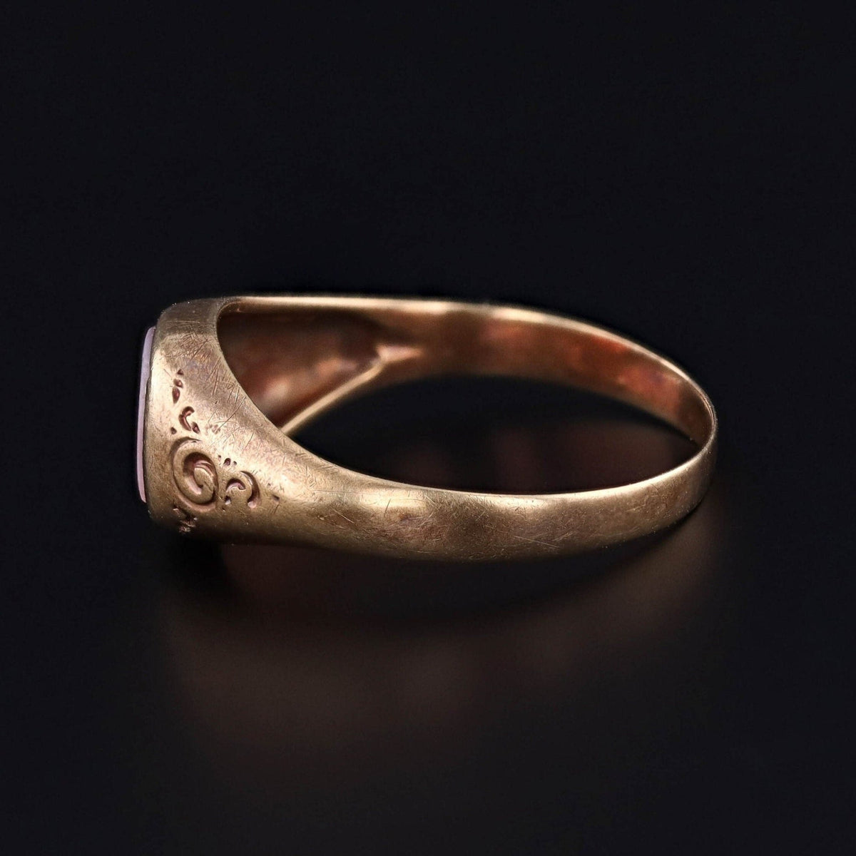 Antique Sardonyx Signet Ring of 14k Gold - Trademark Antiques