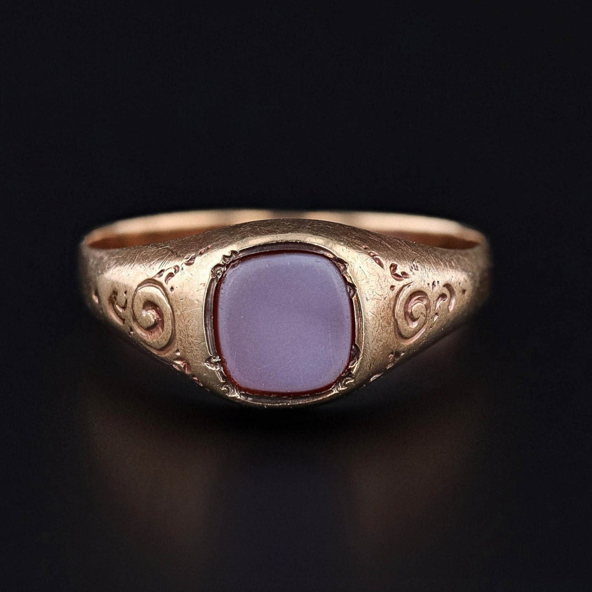 Antique Sardonyx Signet Ring of 14k Gold - Trademark Antiques
