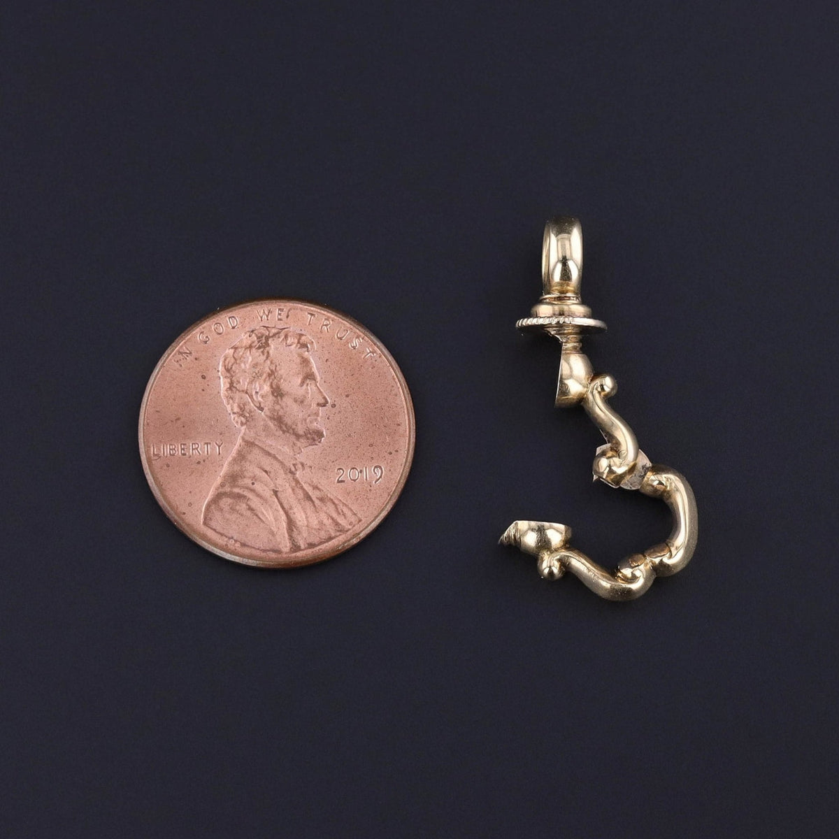 Antique Swivel Charm Holder Clasp of 18k Gold - Trademark Antiques