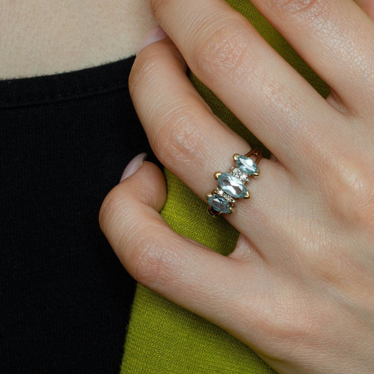 Aquamarine Ring | Aqua &amp; Diamond Ring - Trademark Antiques