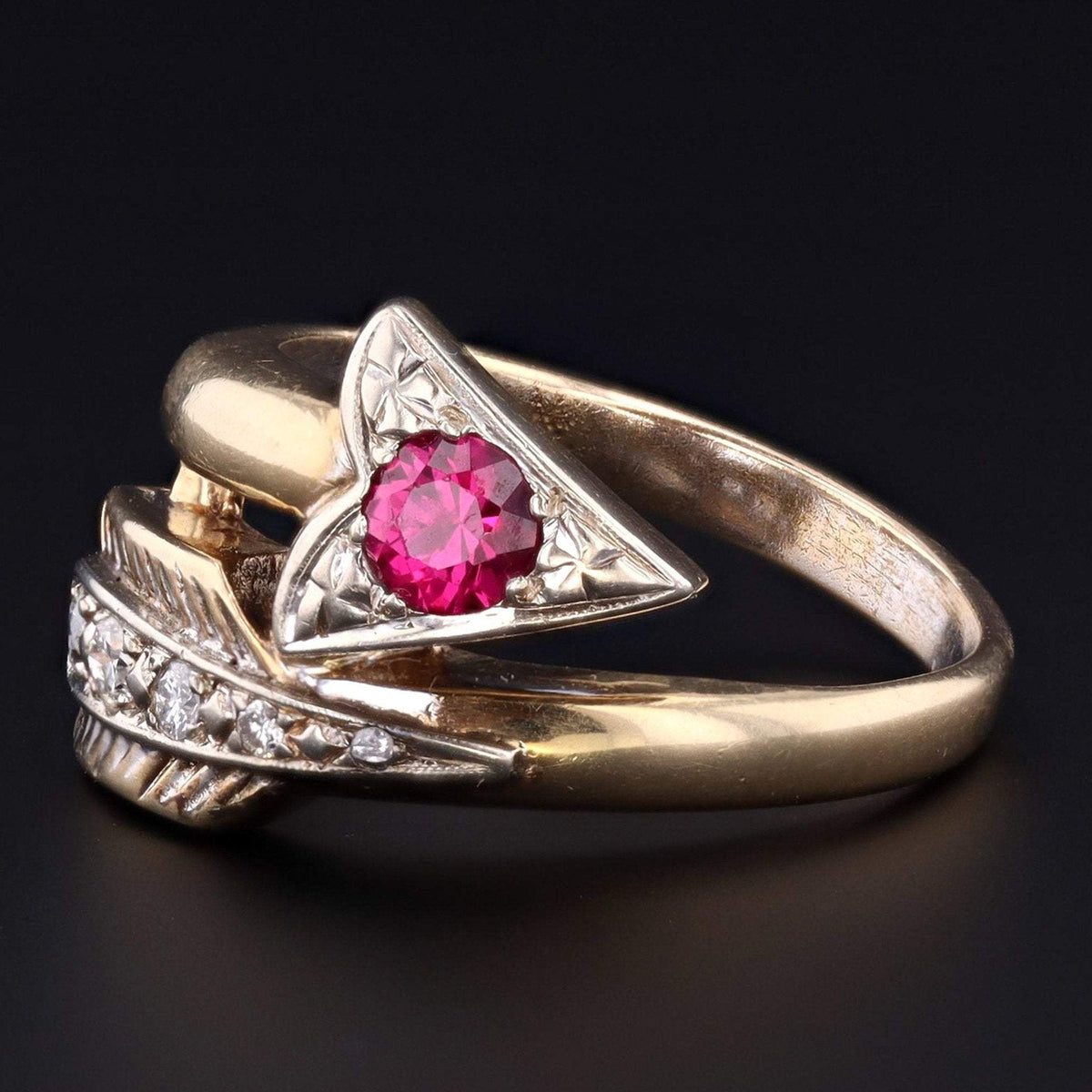 Arrow Ring | Vintage Arrow Ring - Trademark Antiques