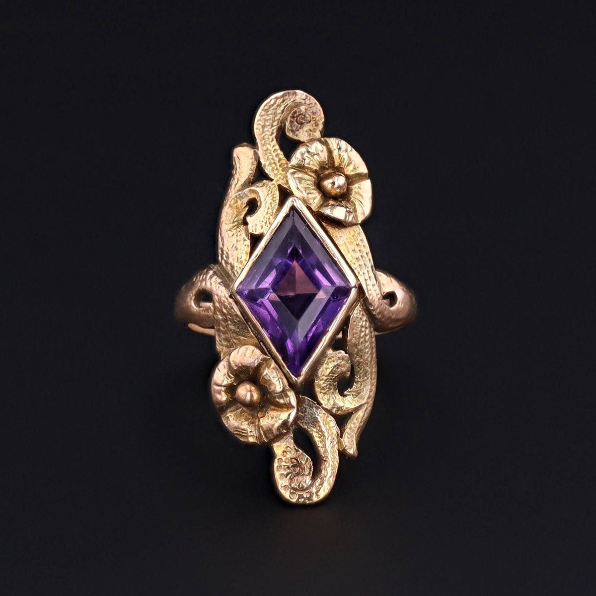 Art Nouveau Amethyst Ring | 10k Gold Ring - Trademark Antiques