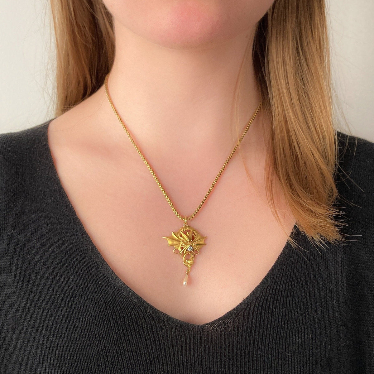 Art Nouveau Dragon Pendant of 18k Gold - Trademark Antiques