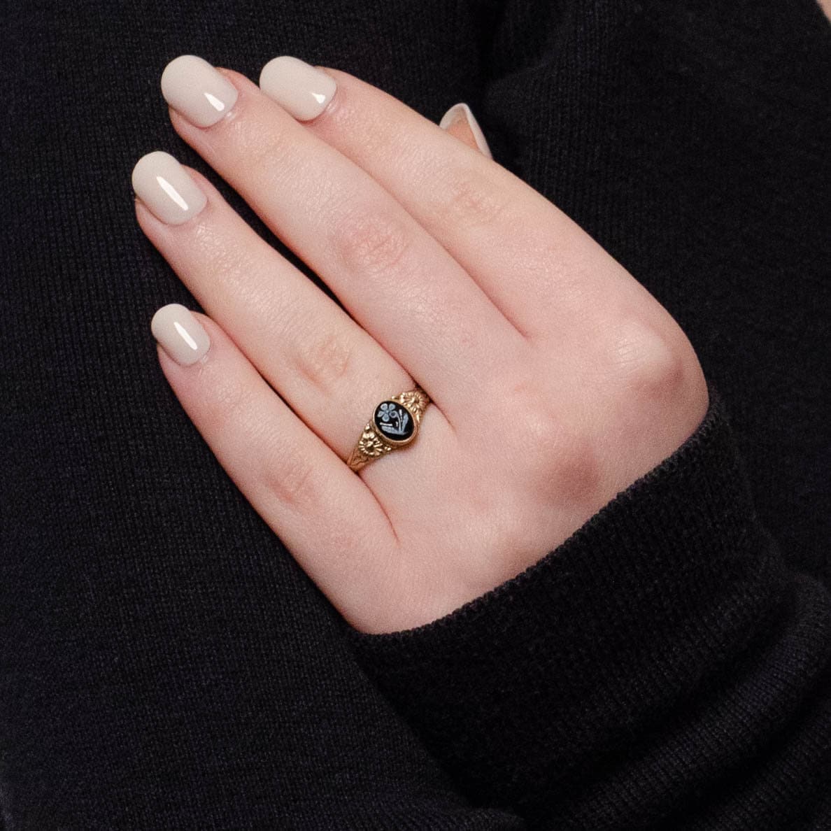 Banded Agate Flower Ring of 14k Gold - Trademark Antiques