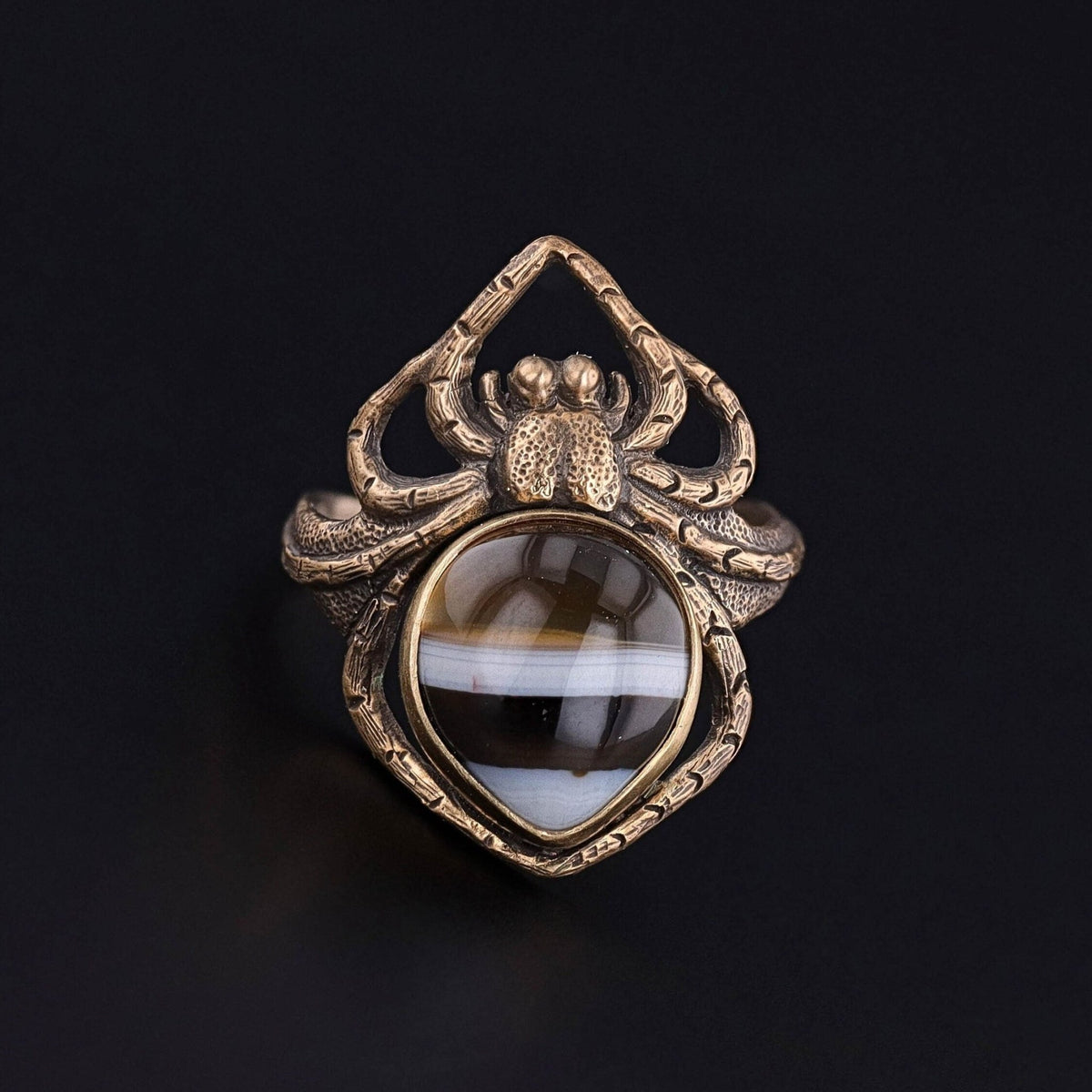 Banded Agate Spider Ring of 14k Gold - Trademark Antiques