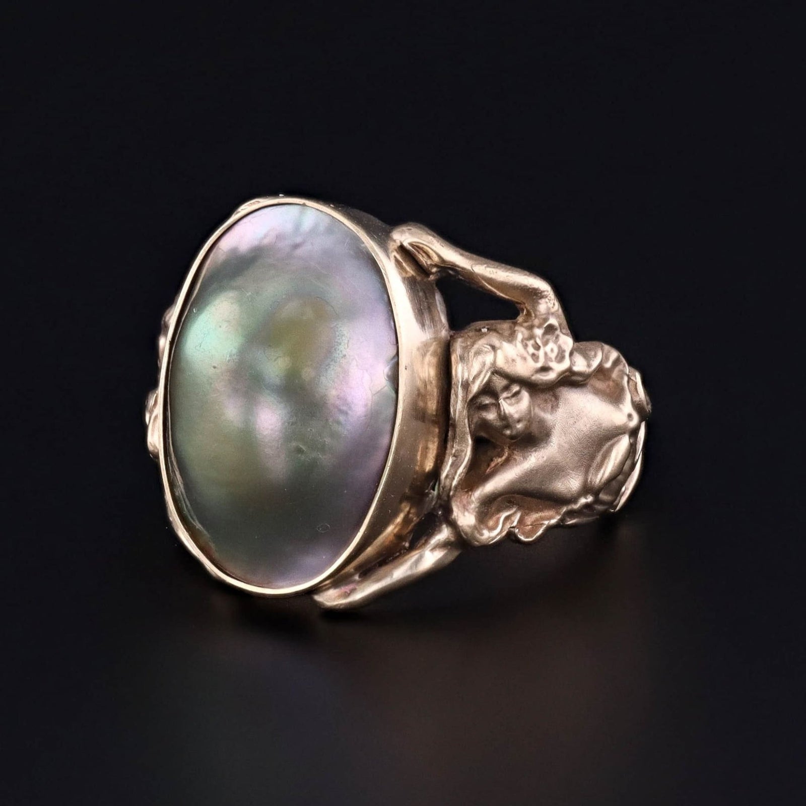 Blister Pearl Floral Woman Ring of 14k Gold - Trademark Antiques