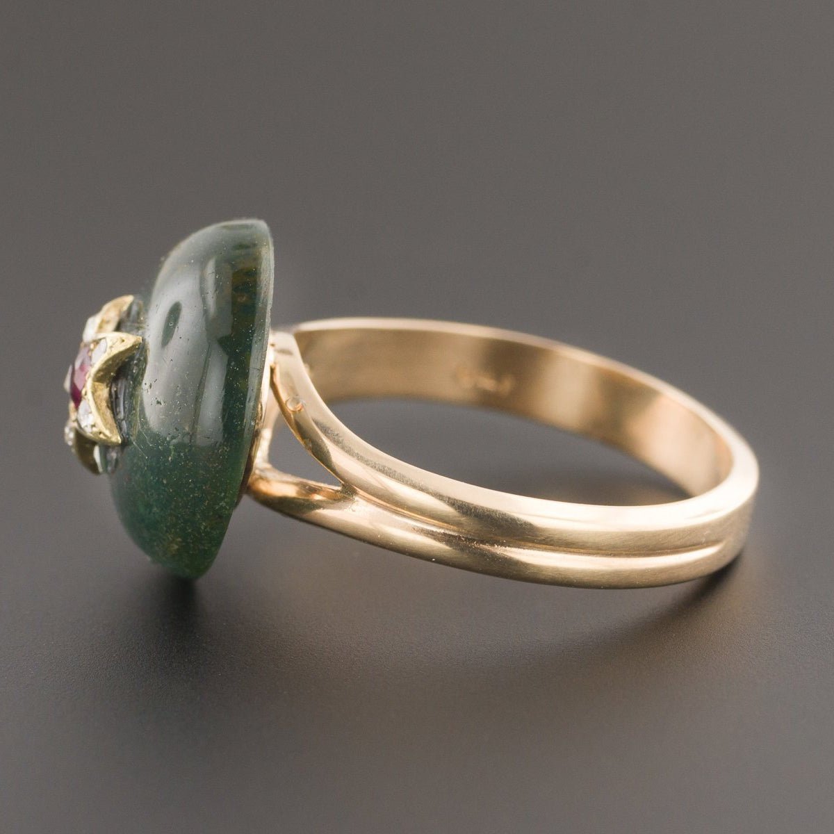 Bloodstone Ring | 14k Gold Bloodstone Ring with Ruby Star &amp; Diamonds - Trademark Antiques