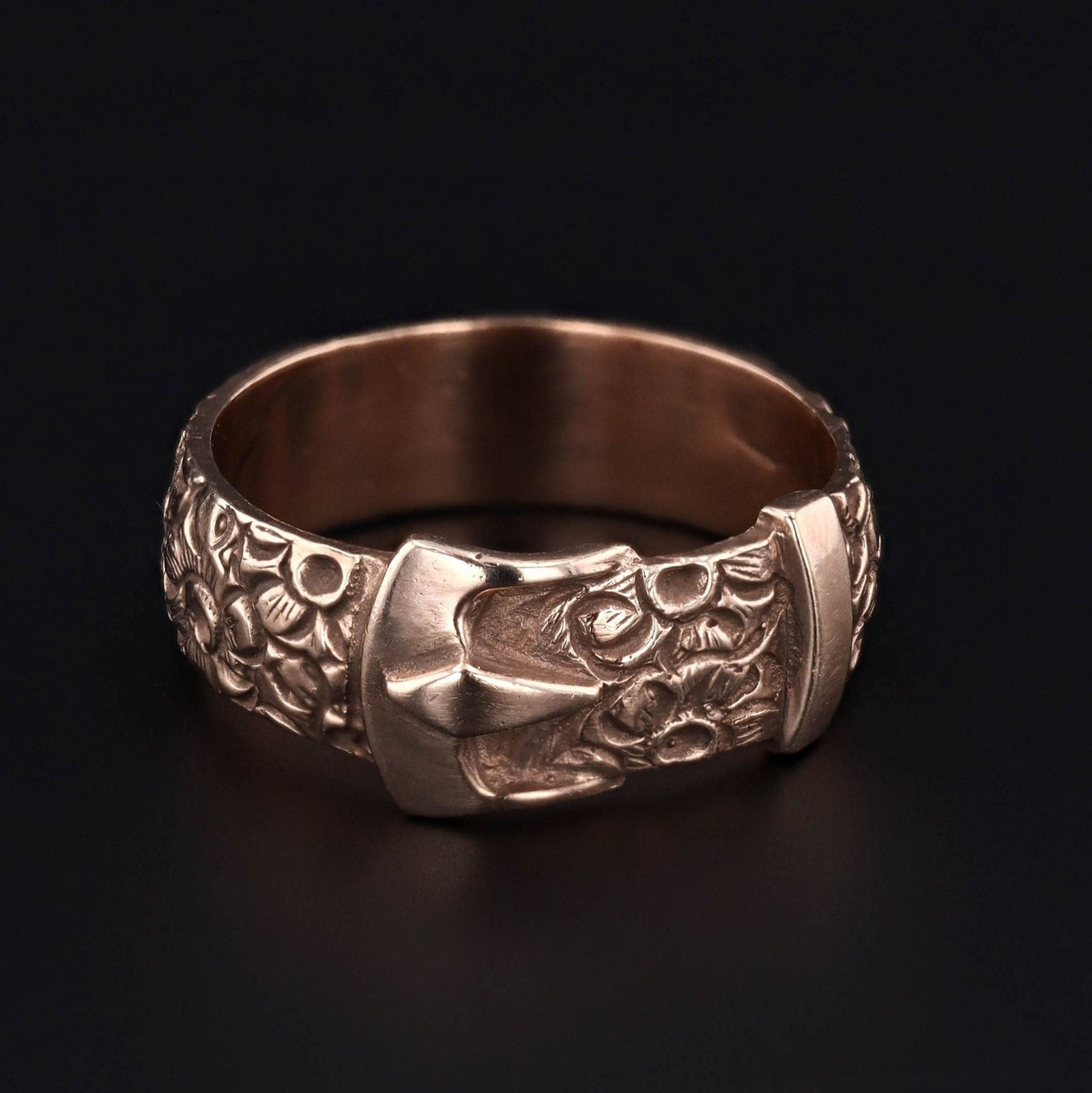 Buckle Ring | 14k Gold Ring - Trademark Antiques