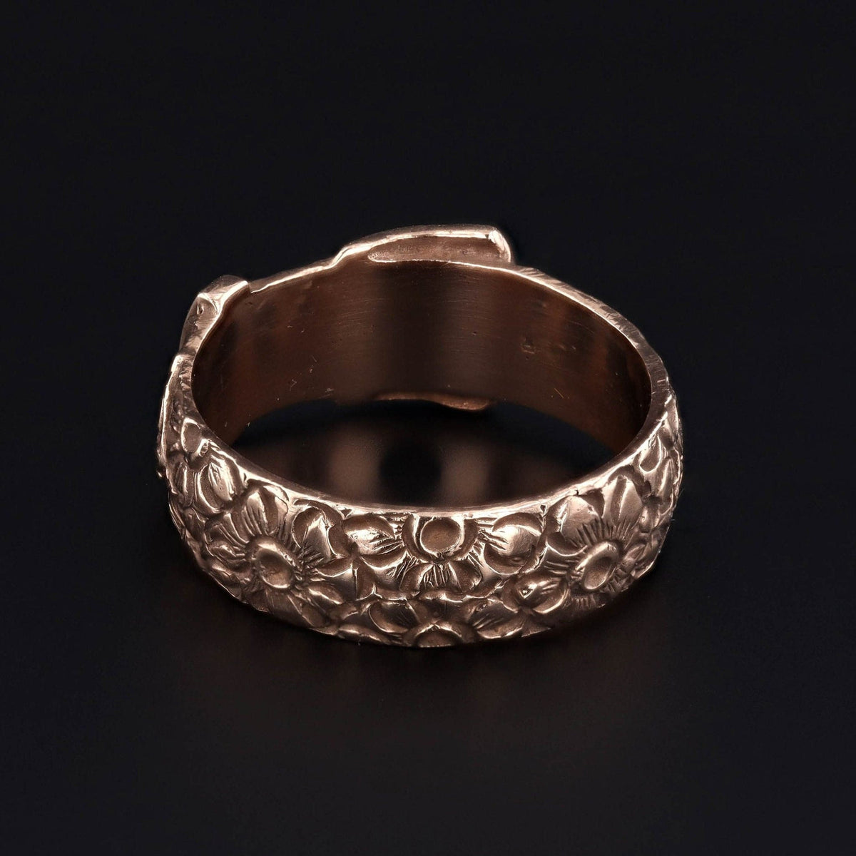 Buckle Ring | 14k Gold Ring - Trademark Antiques