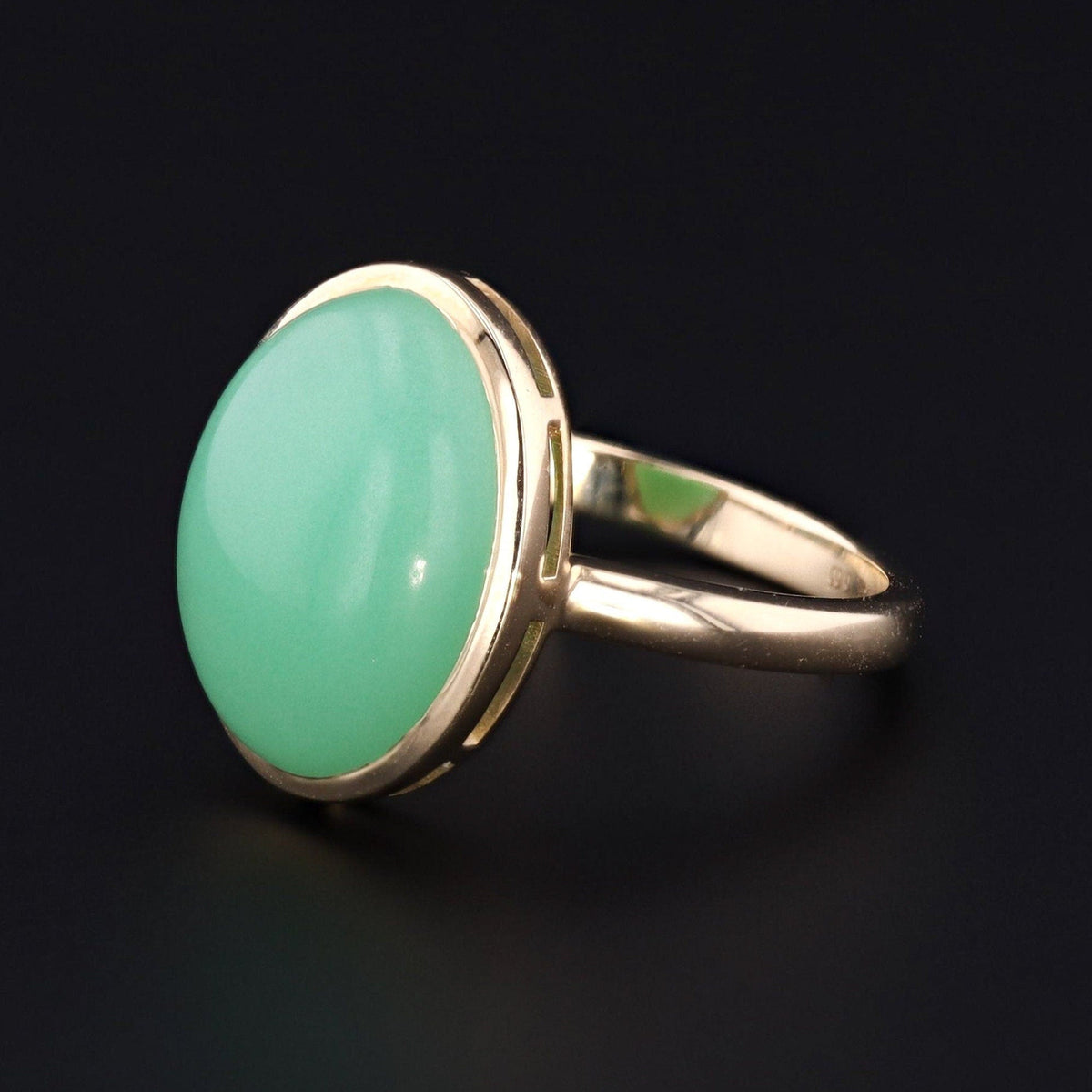 Chrysoprase Ring | 14k Gold Chrysoprase Ring - Trademark Antiques