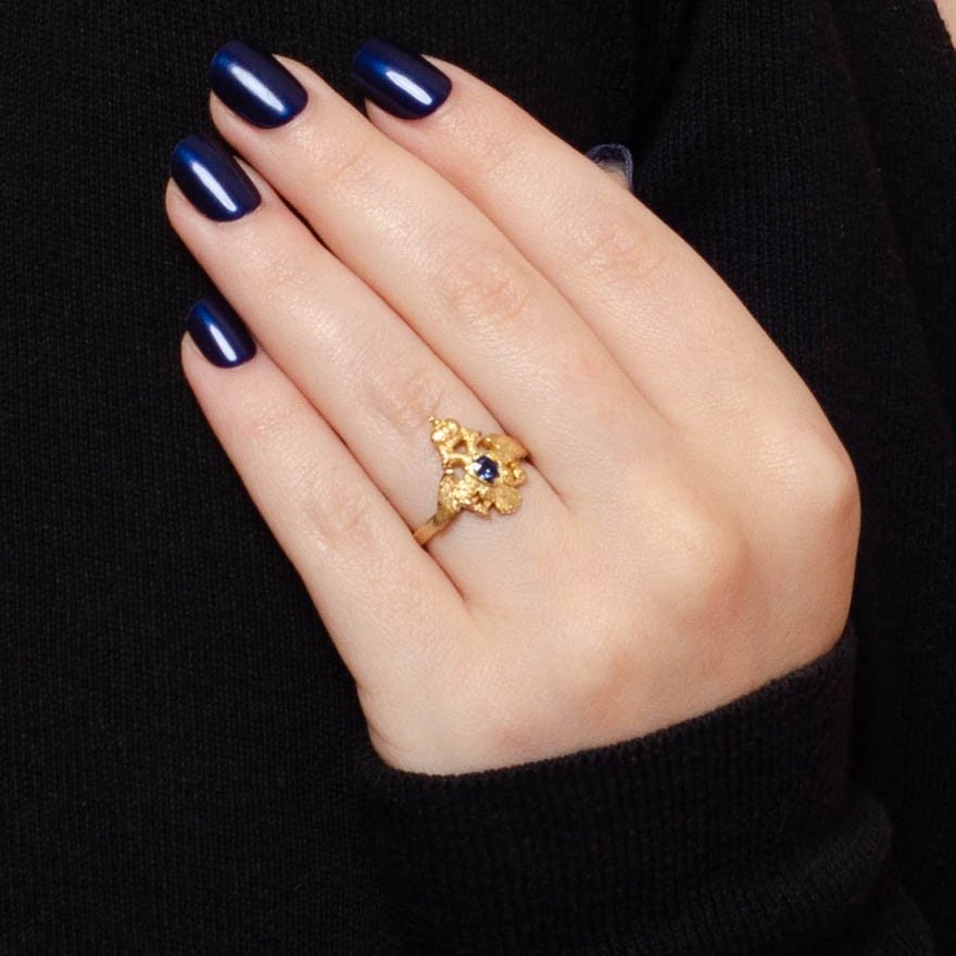 Coat of Arms Ring | Antique Ring - Trademark Antiques