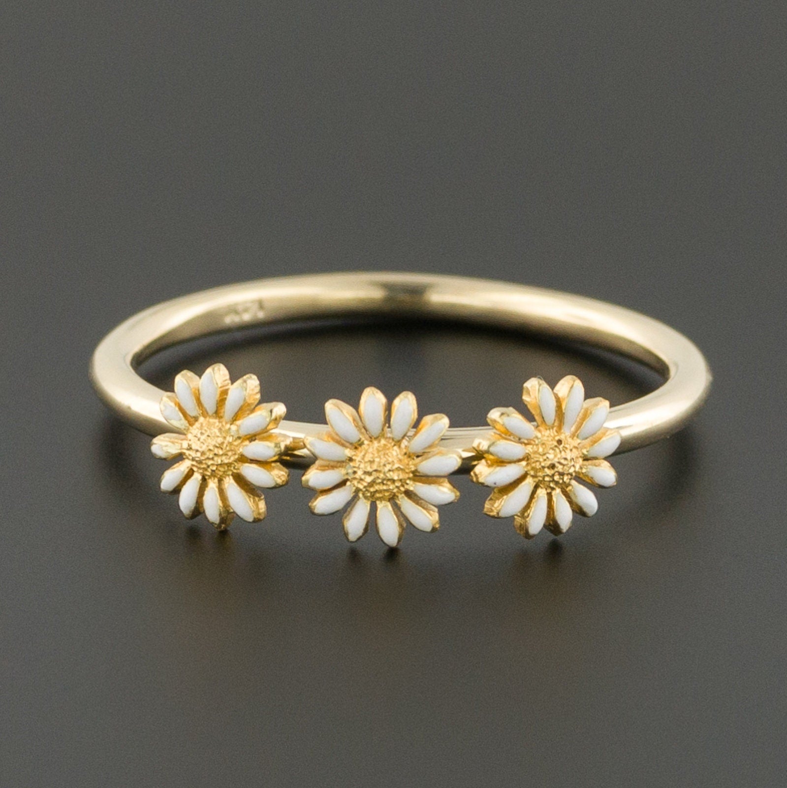 Daisy Ring | Enamel Flower Ring - Trademark Antiques