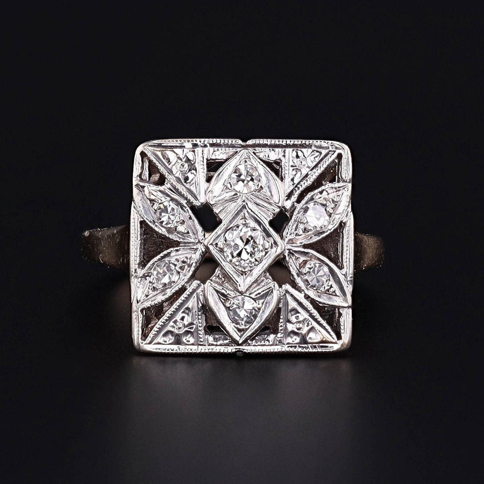 Diamond Ring | 14k Gold & Diamond Ring - Trademark Antiques