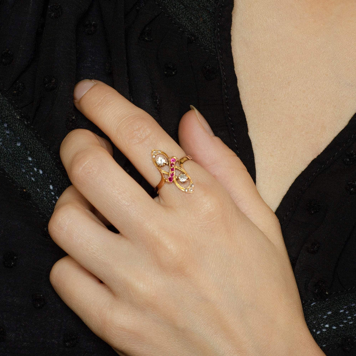 Diamond &amp; Ruby Ring | Vintage Diamond Ring - Trademark Antiques