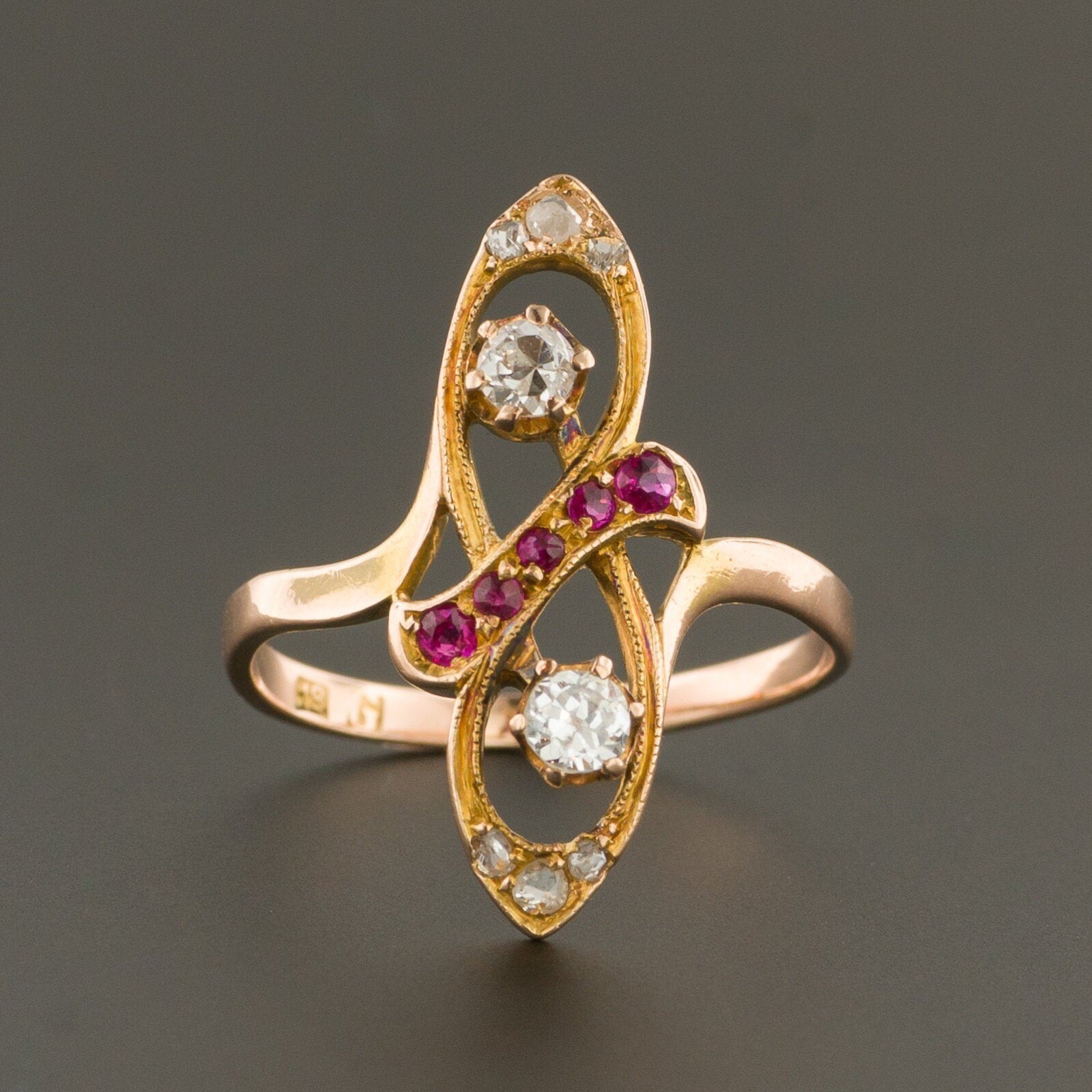 Diamond &amp; Ruby Ring | Vintage Diamond Ring - Trademark Antiques